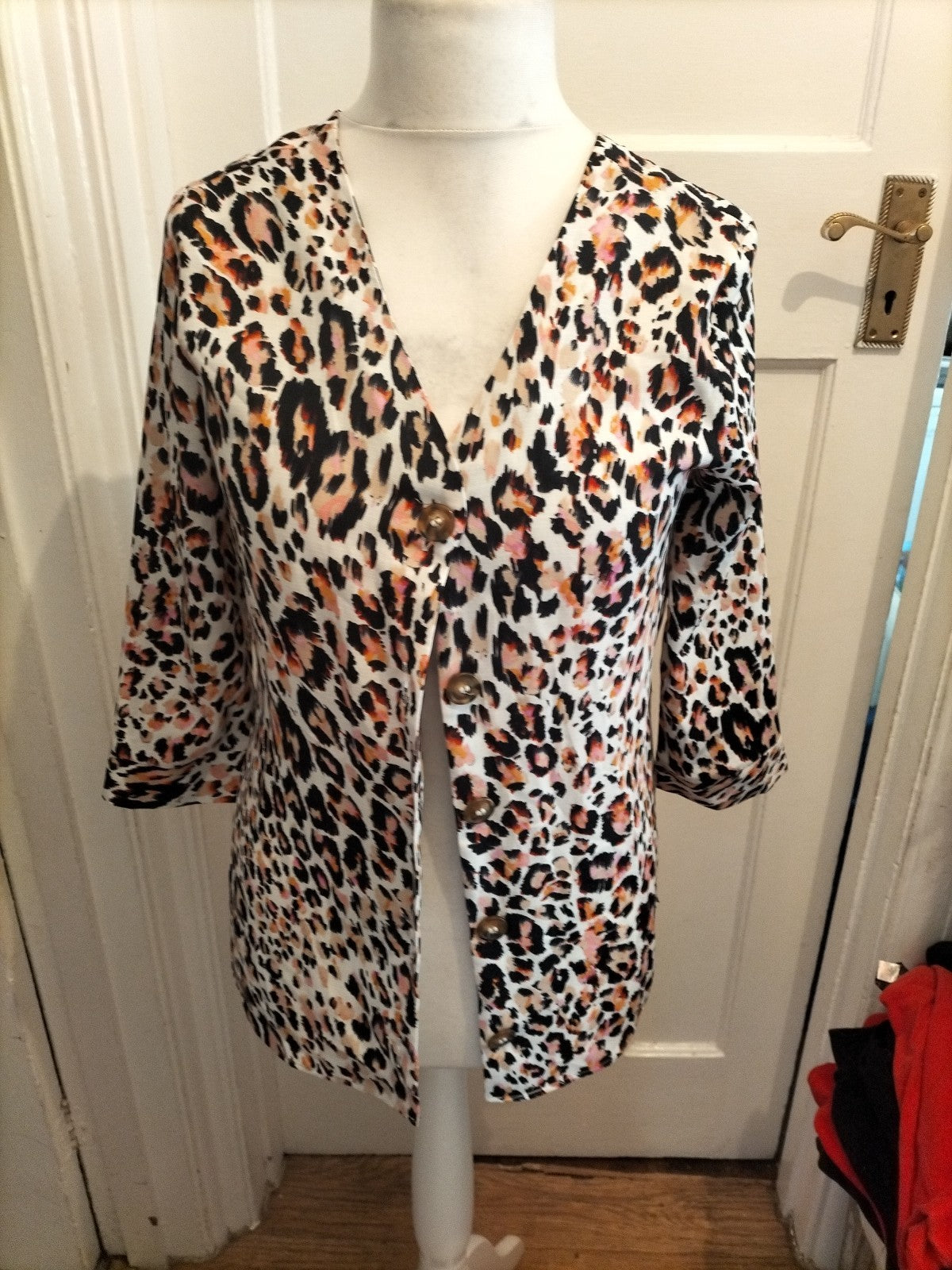 Ladies Peacocks Size 10 Multicoloured Animal Print Blouse Long Sleeved