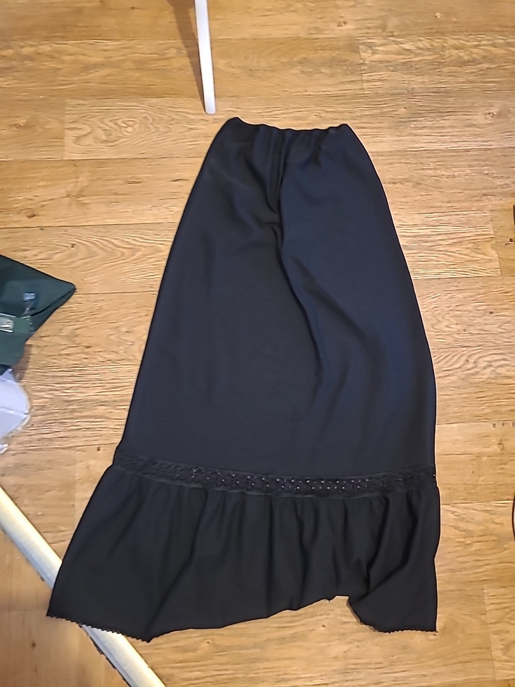 Ladies To Fit 34" Hips Black Long Pettiskirt
