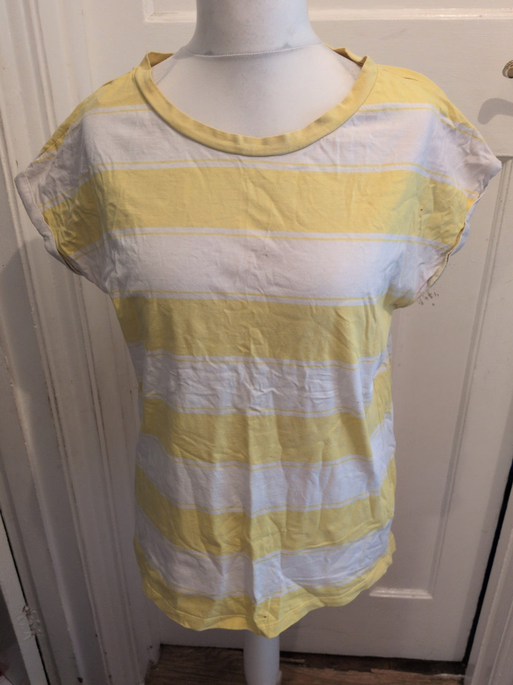 Ladies F&F Size 18 Yellow Stripe Cap Sleeve T-shirt