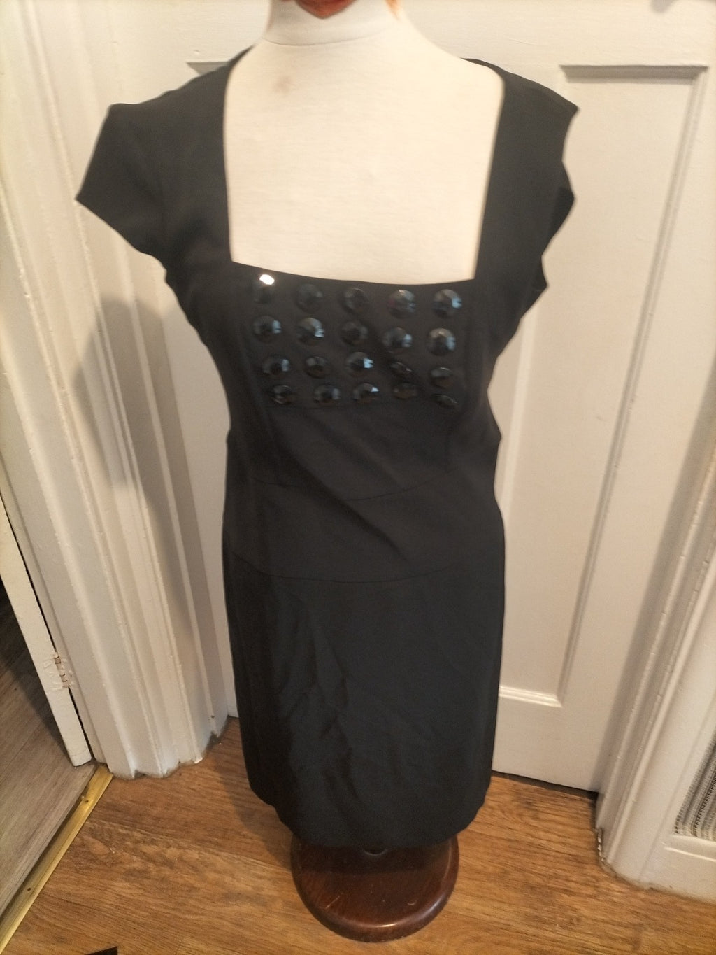 Ladies Unbranded Size 14 Black Sleeveless Dress