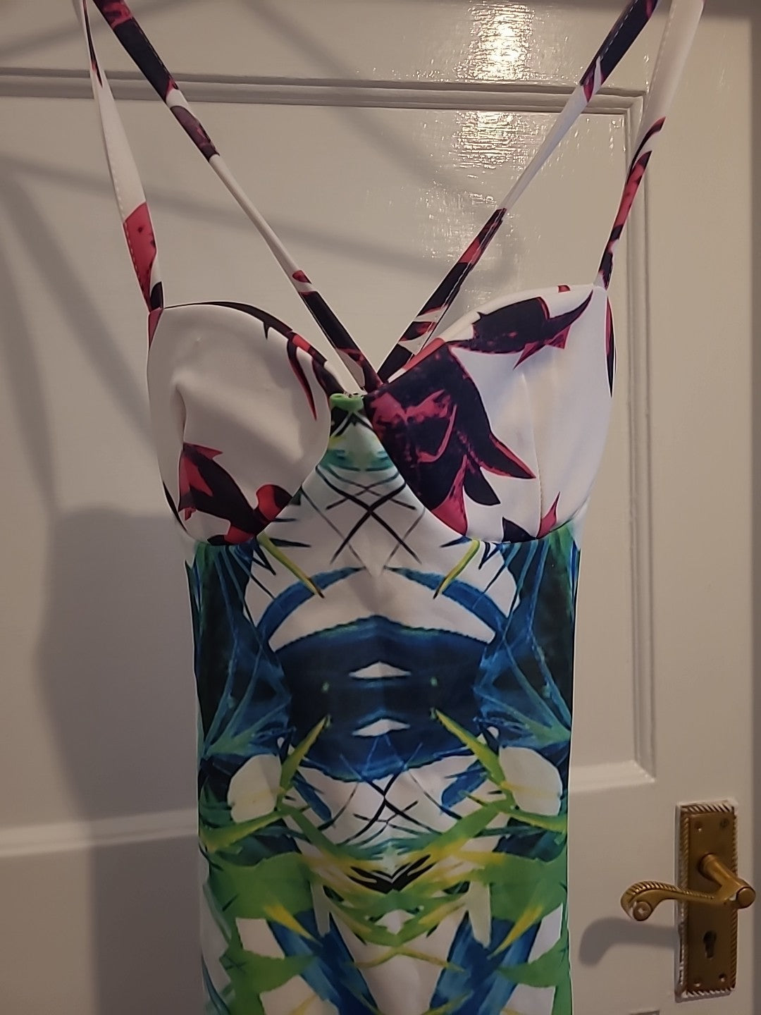 Ladies Bebo Size 10 White Purple Floral Padded Bust Spaghetti Strap Dress