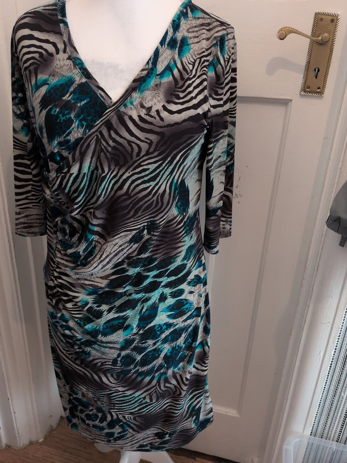 Monacco 16 Teal Grey Black White Half Sleeve Dress