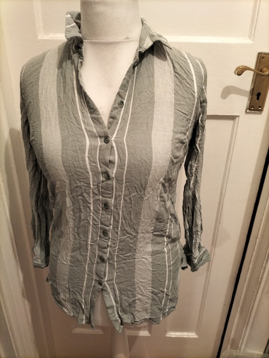 Ladies Primark Size 10 Pale Green And White Striped Blouse
