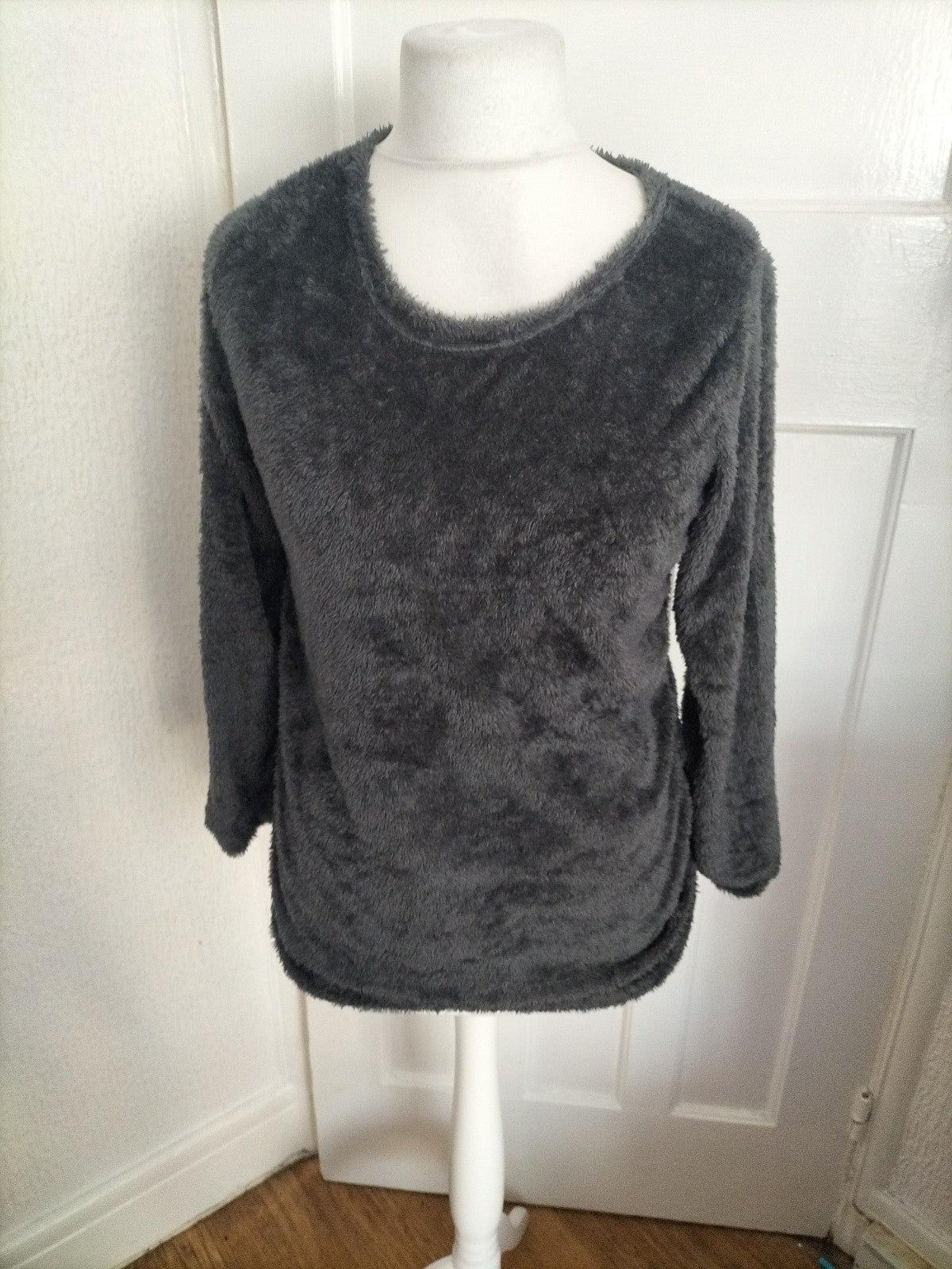 Ladies Size Large Dark Grey Supersoft Jumper