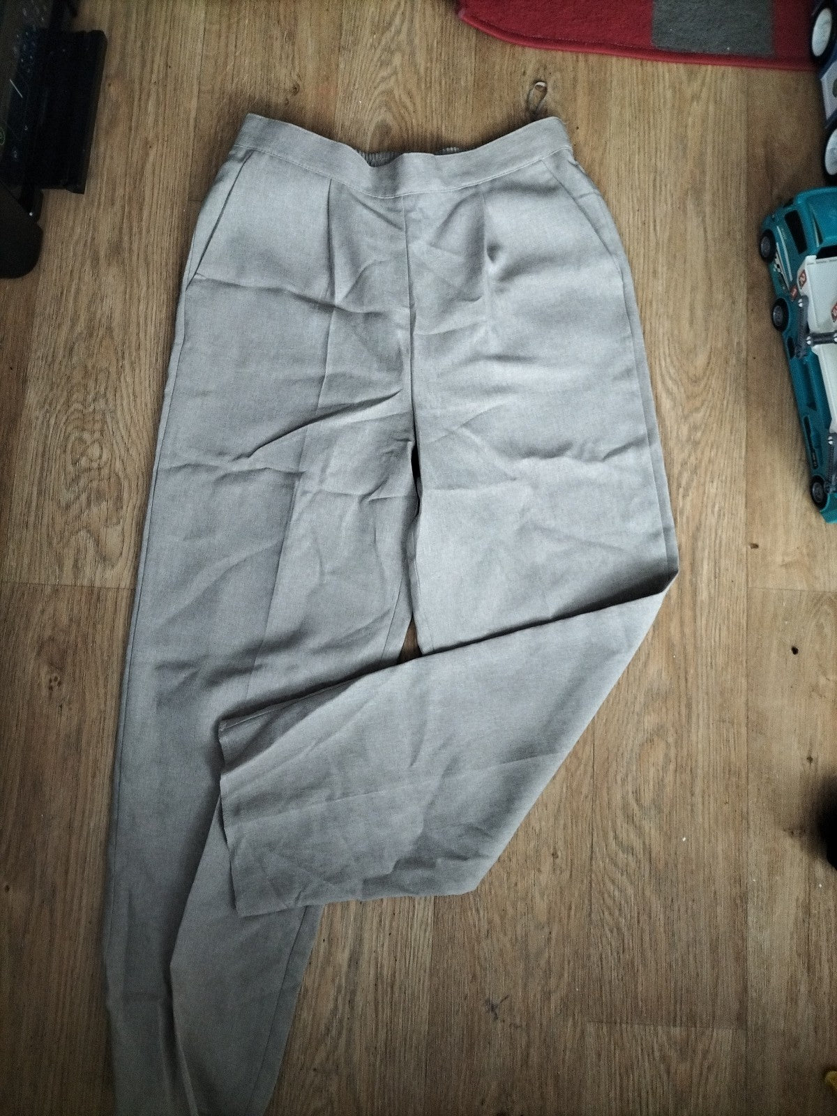 Ladies Bonmarche Size 10 Beige Trousers