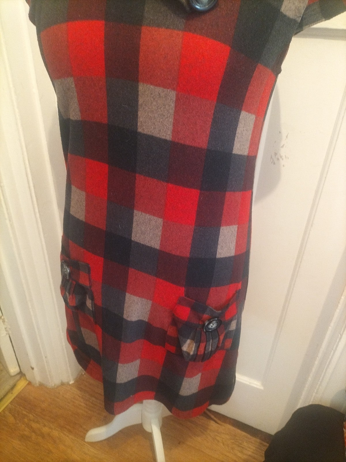 Ladies Izabel London Size 12 Red Check Short Sleeved Dress