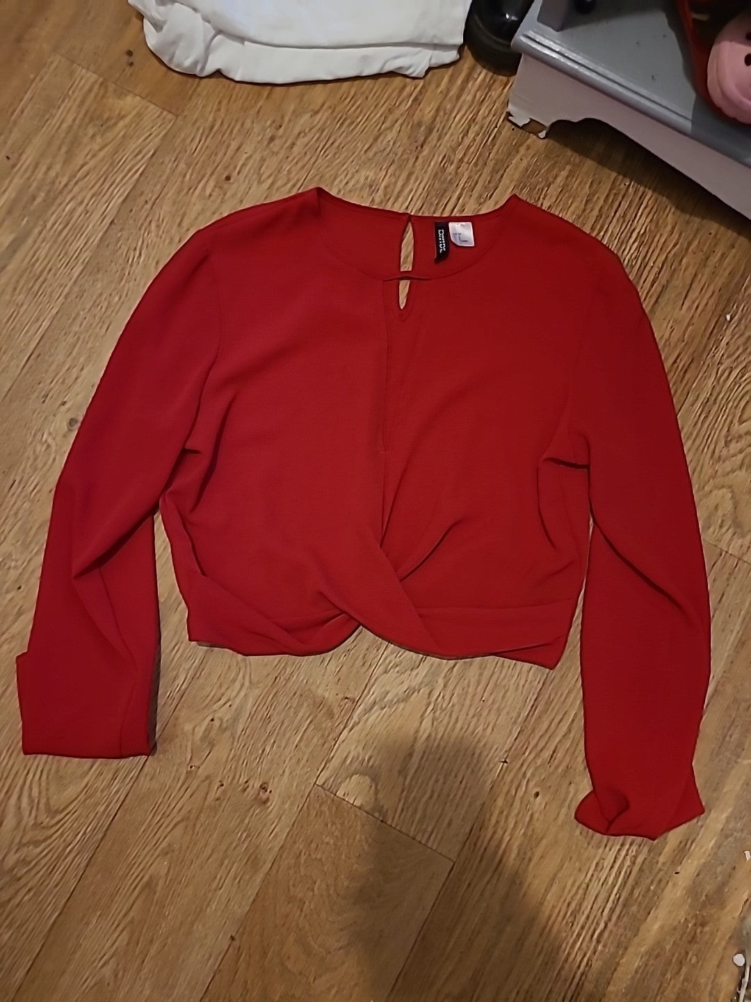 Ladies Divided Size 12 Red Cropped Long Sleeved Blouse