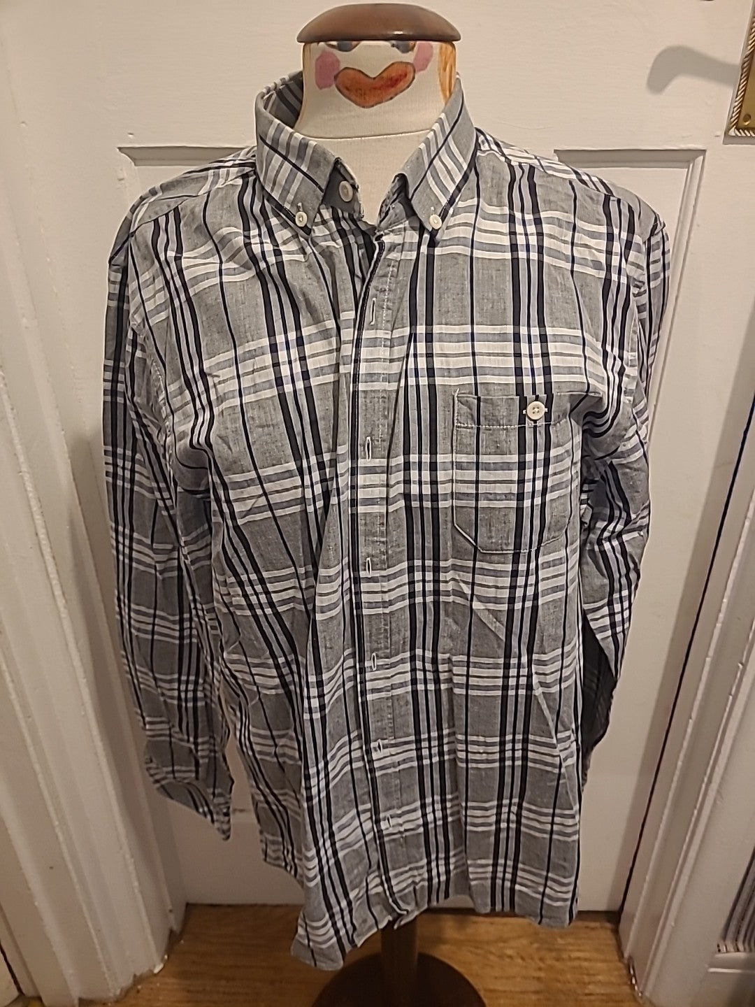 Mens Soviet Size XL Grey Check Long Sleeved Shirt