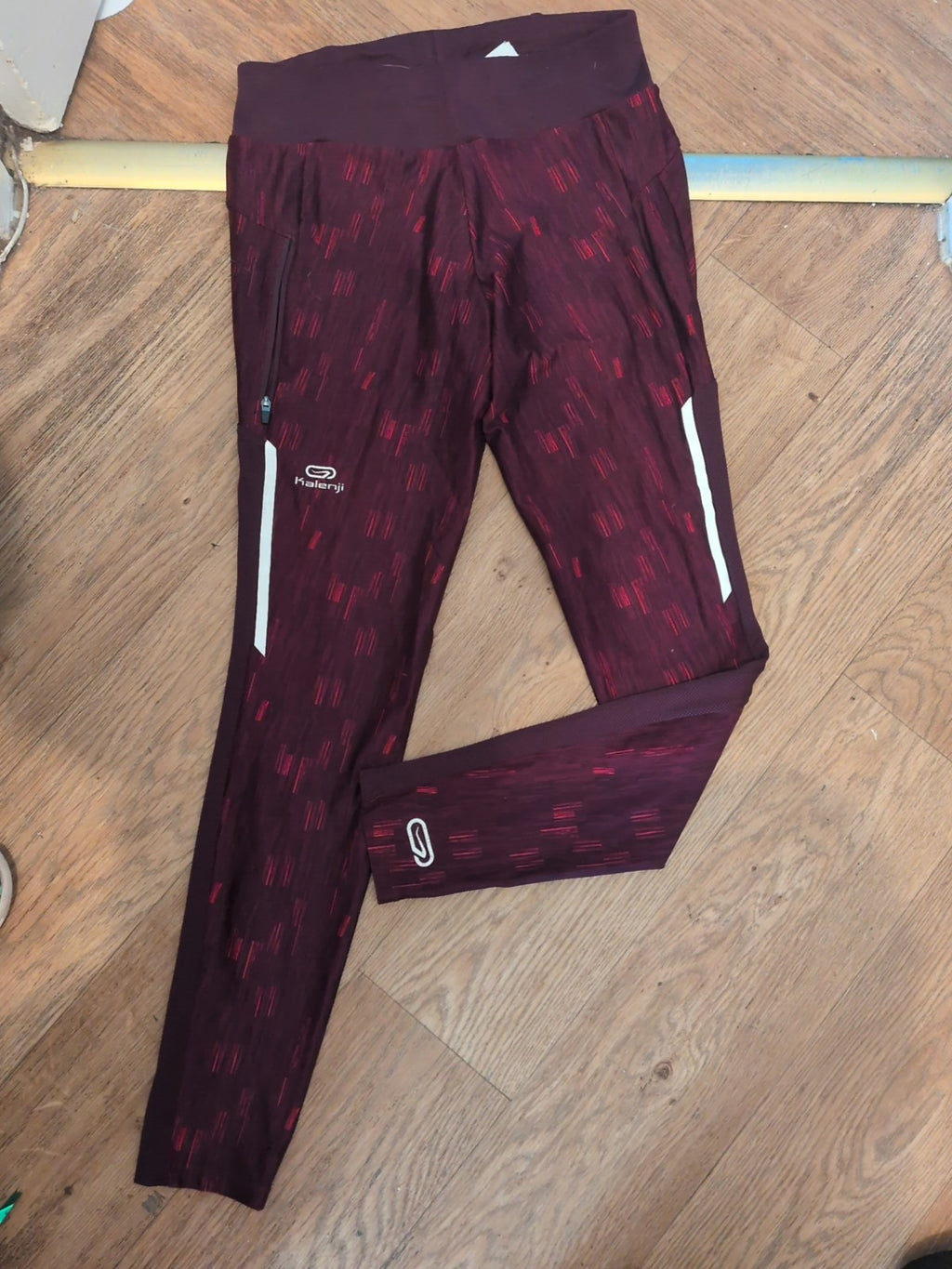 Decathlon S/M Purple Leggings