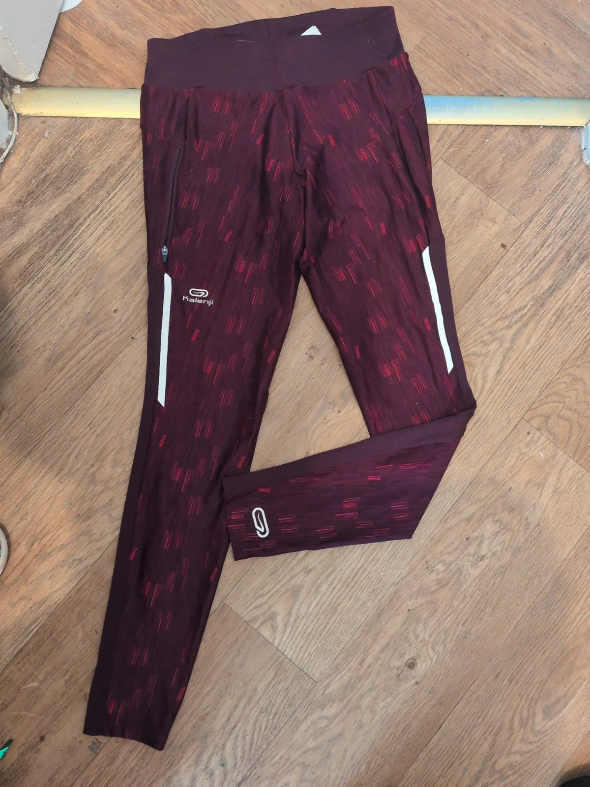 Decathlon S/M Purple Leggings