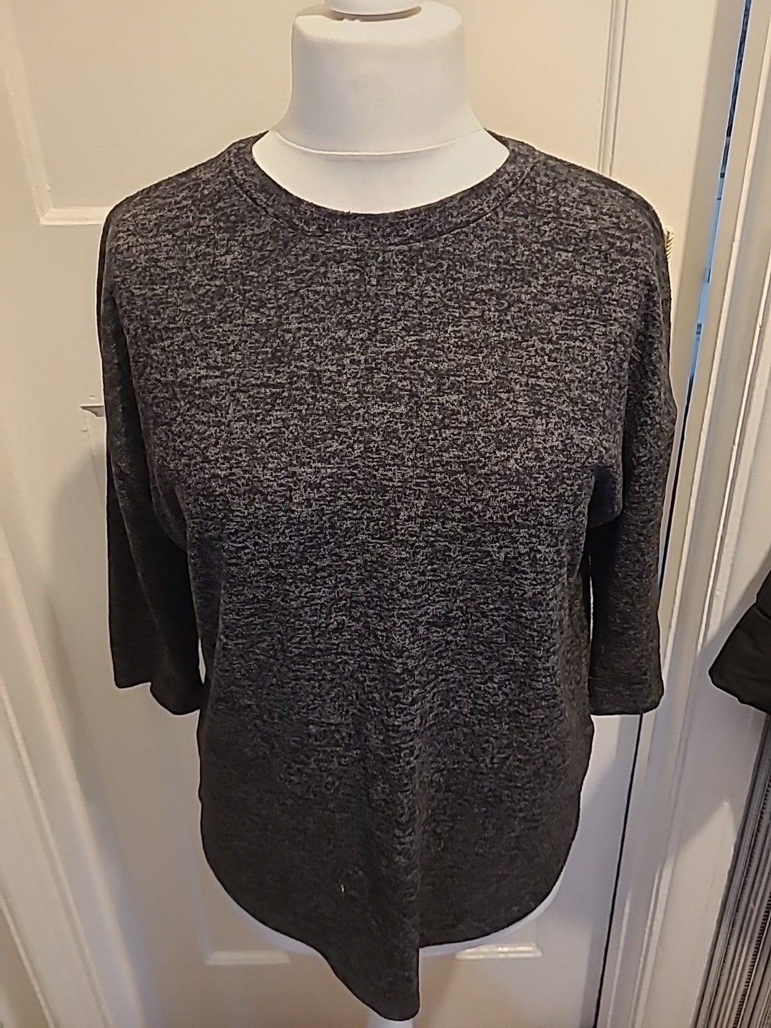 Ladies Primark Size S 10-12 Grey Fleck Lightweight Jumper