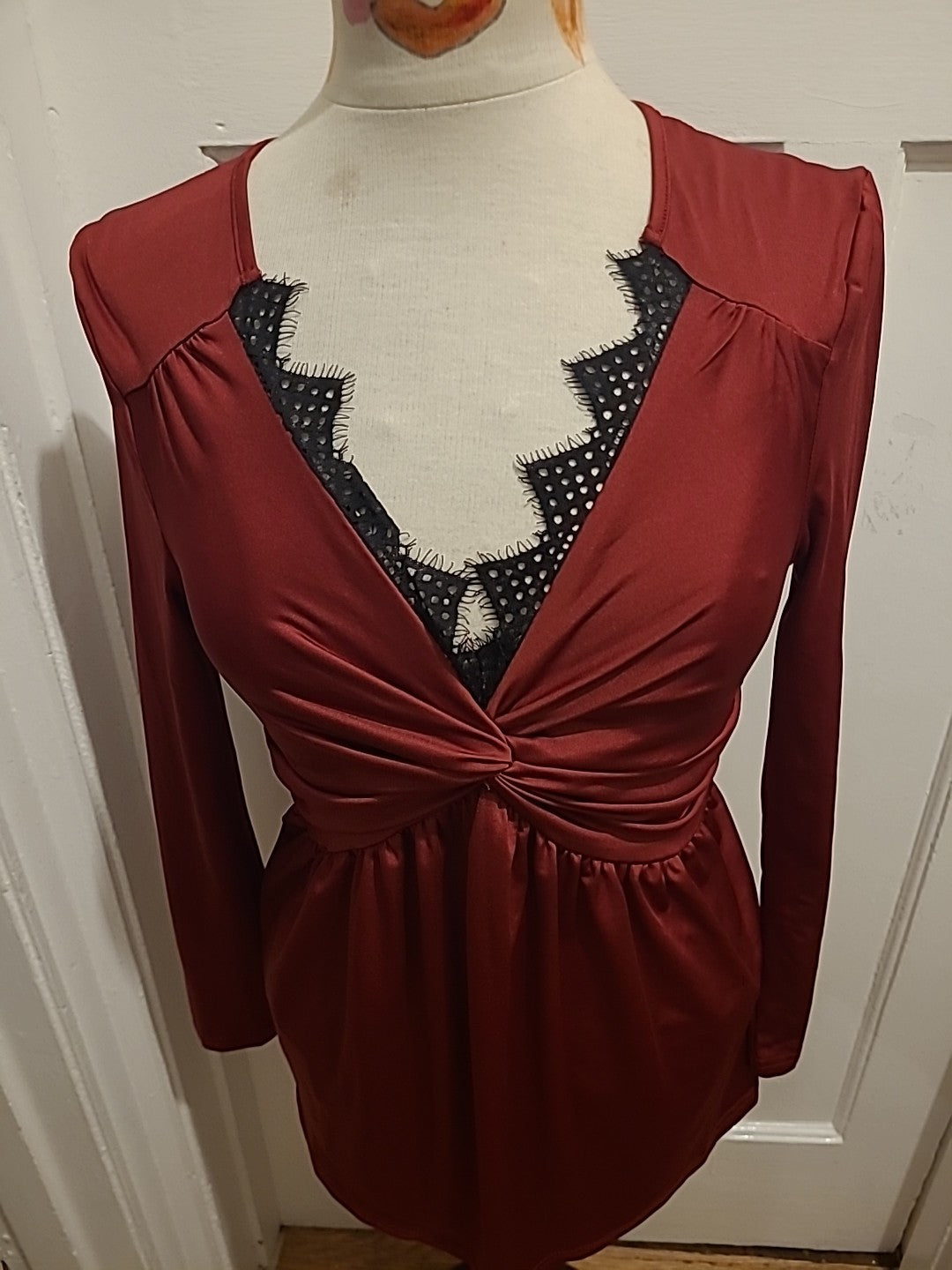 Ladies Red Size Small Long Sleeve Blouse