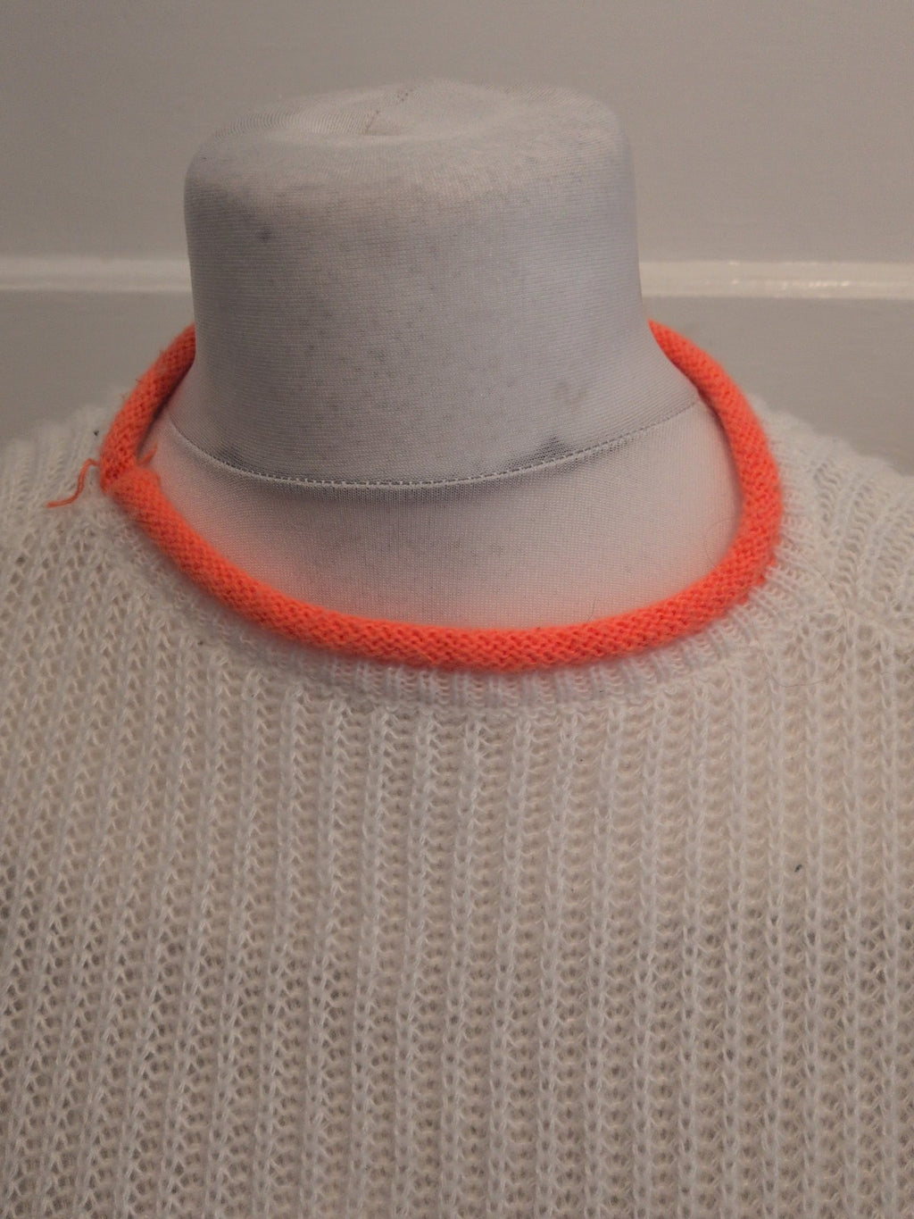 Large White And Orange Trim Pullover Jumper Knit