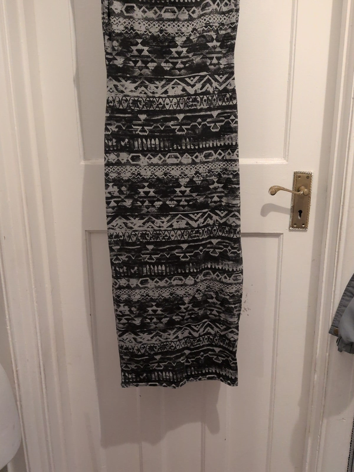 New Look 8 Charcoal And White Sleeveless Pencil Dress