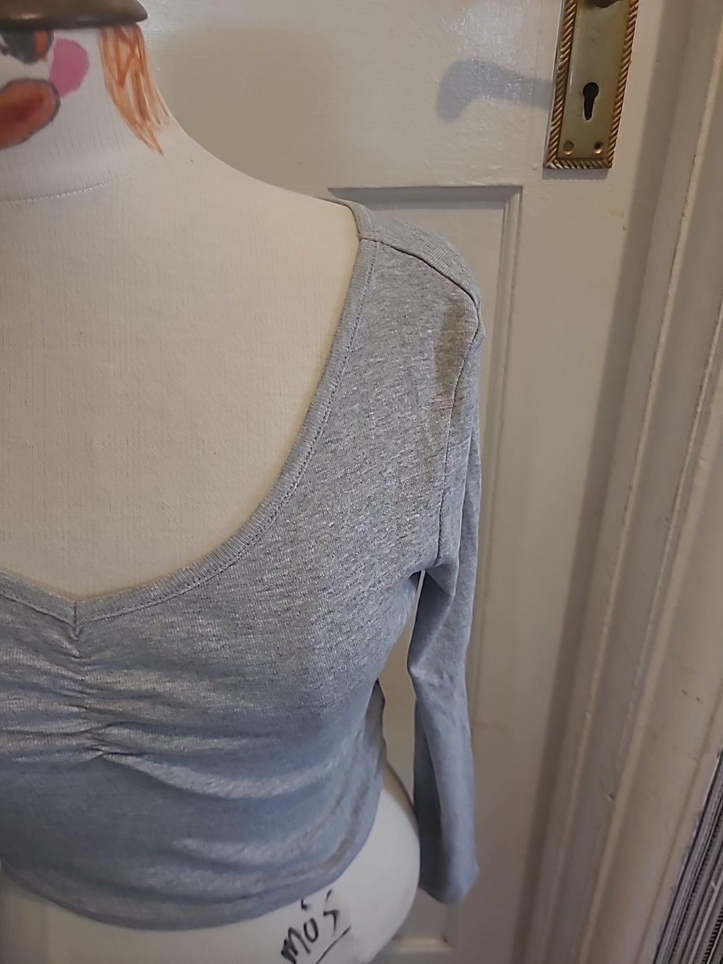 Ladies Softies Size S-M Grey Long Sleeved Crop Top