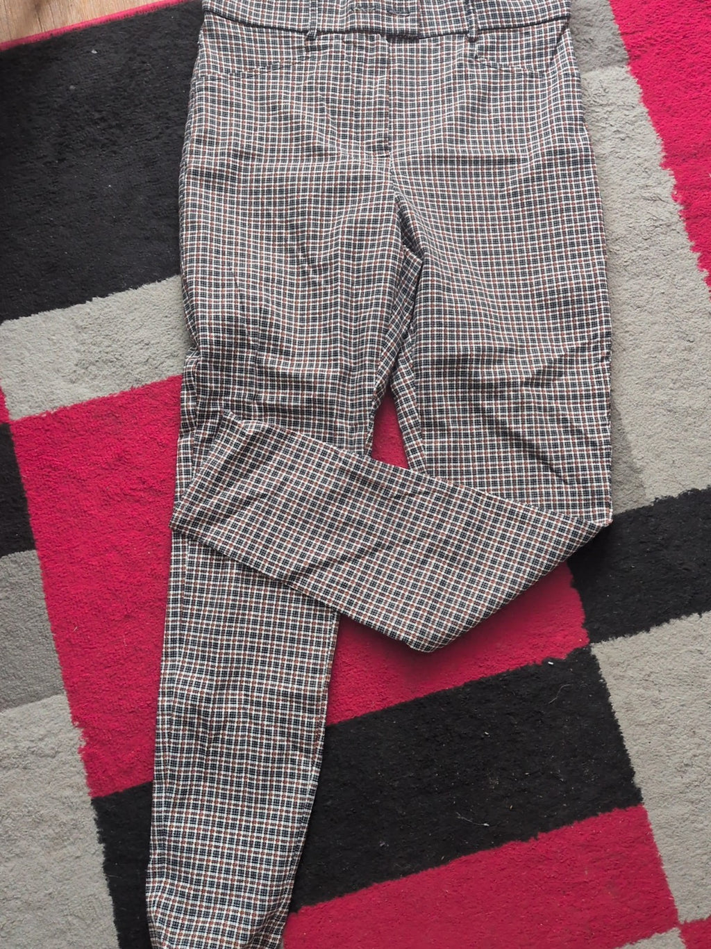 Ladies Primark Size 16 Navy/Brown Check Stretch Trousers