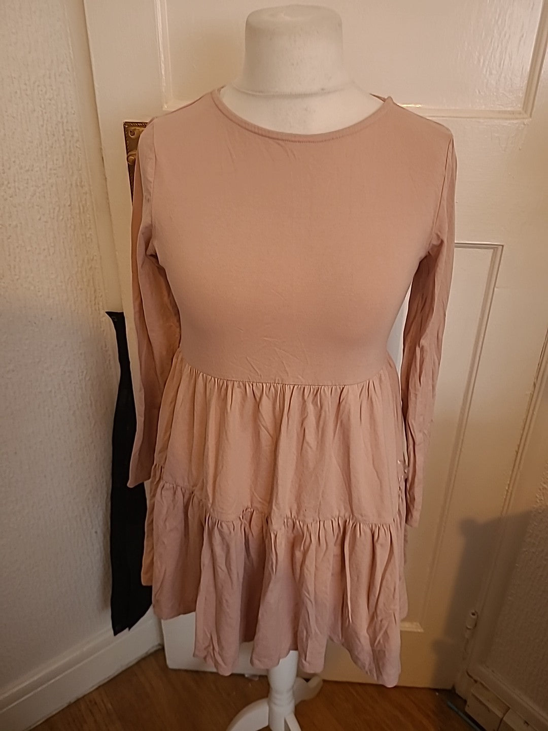 Boohoo Size 10 Pale Pink Long Sleeved Frill Dress