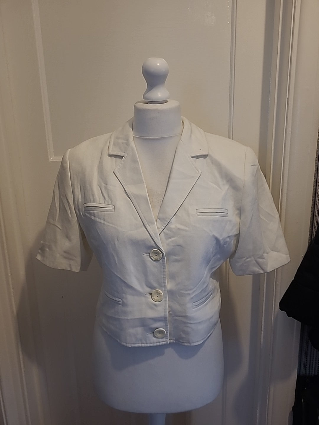 Ladies Ladies Jo Borkett Size Euro 38 White Padded Lined Blazer