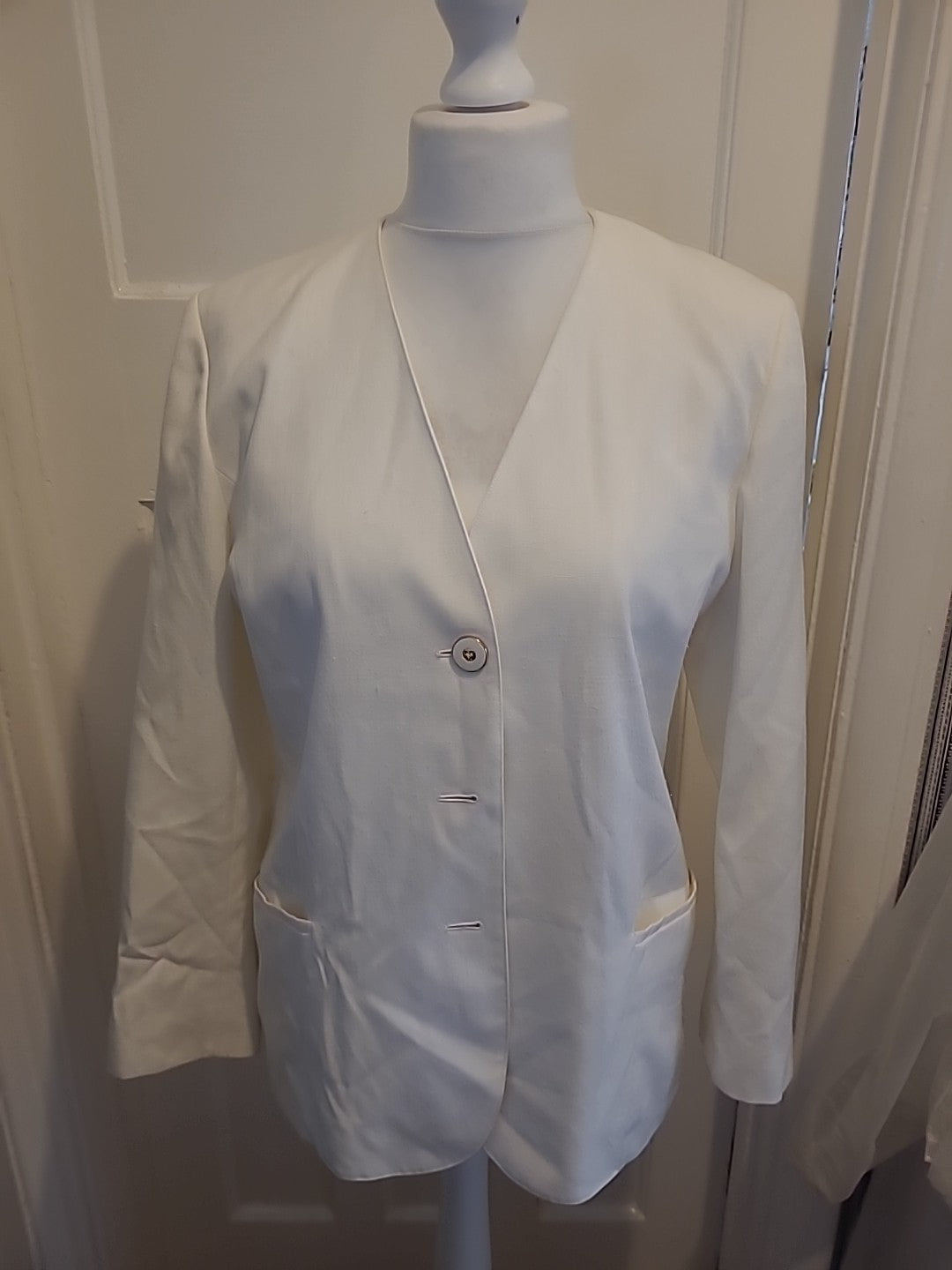 Ladies Rhapsodie Size Large Ivory Lined Blazer  Bobbling
