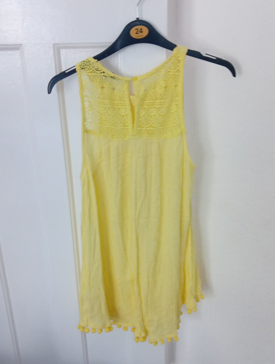 Ladies Pretty Yellow Sleeveless Top With Lace And Pom Pom Design Size 12 F&F