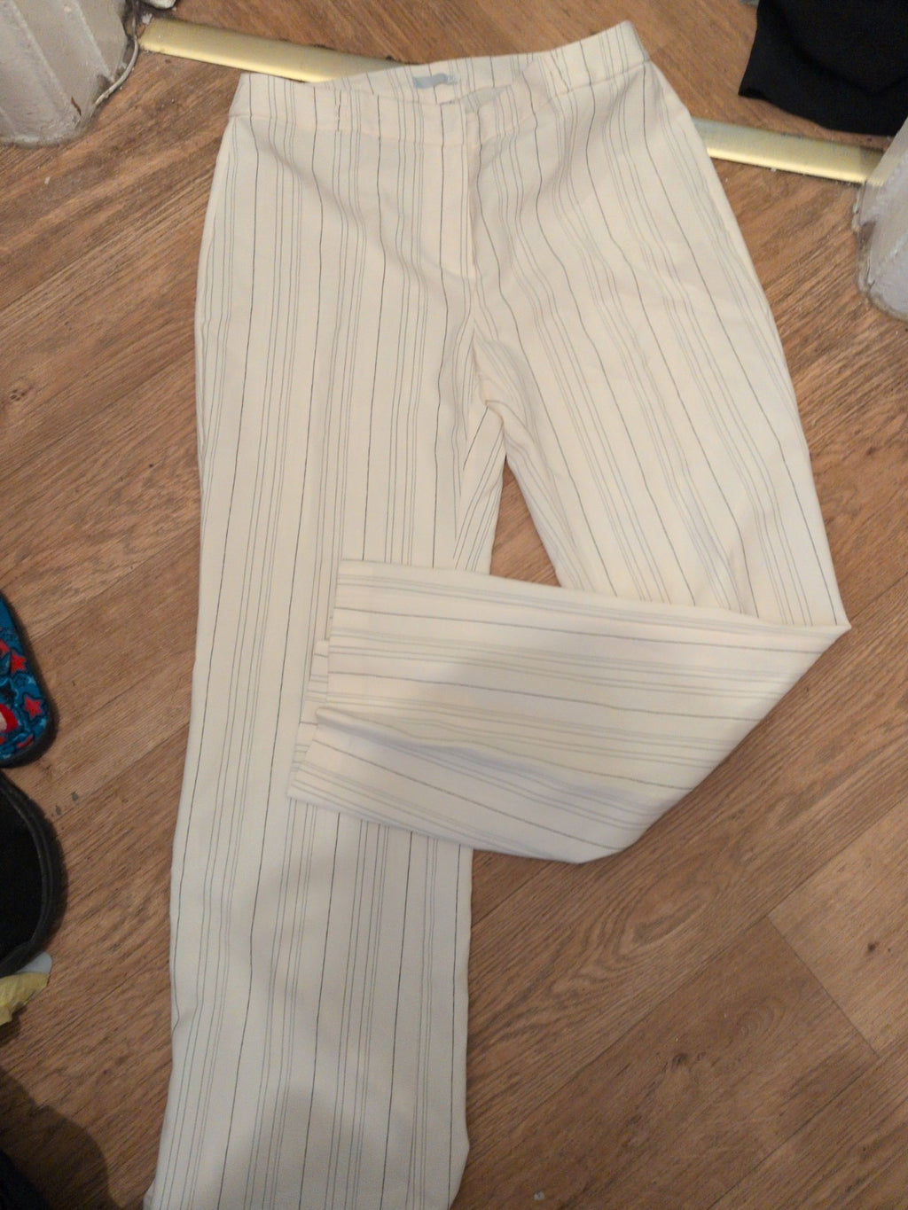 La Redoute 16 Cream Pinstripe Trousers