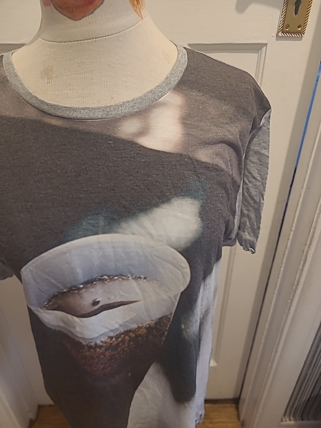 Mens Flatspot Size Large Grey Image Printed Short Sleeved Tshirt