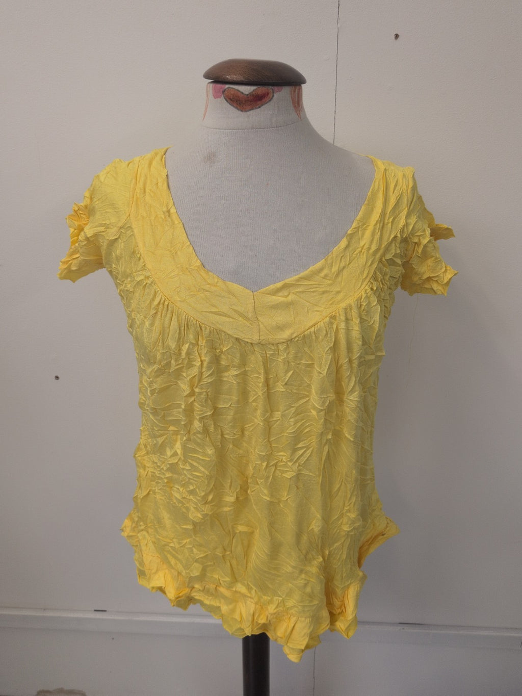 Ladies Size Large Yellow Short Sleeve T-shirt