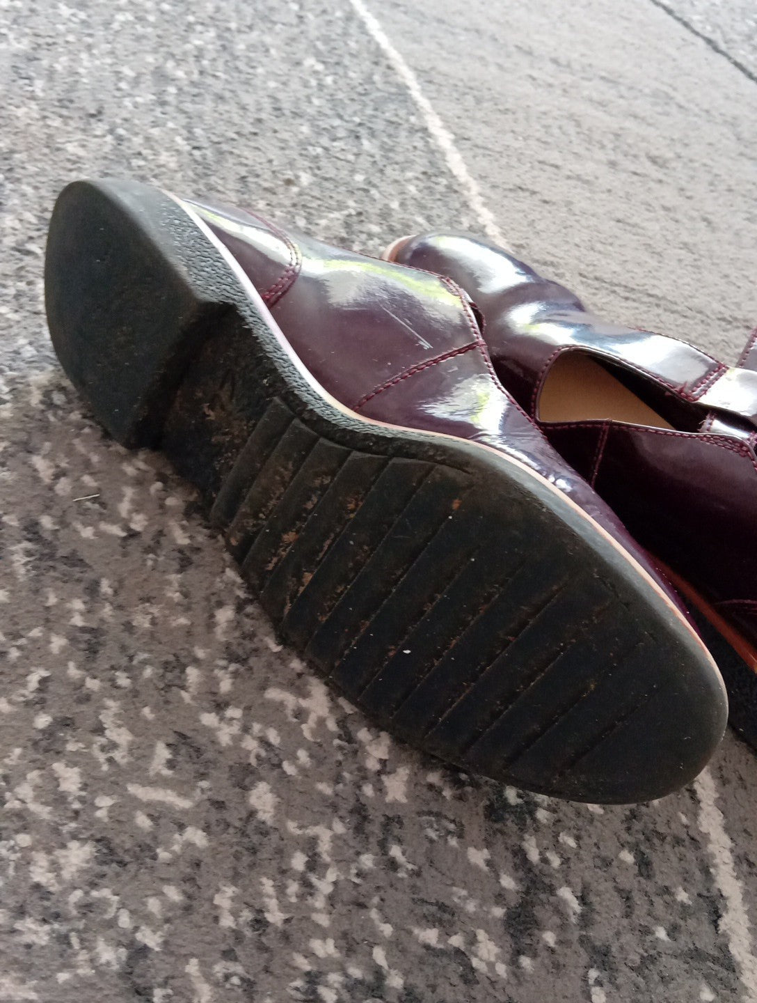 Girls Clarks Shoes Burgundy Size 3.5 T Bar Fastening Free Delivery