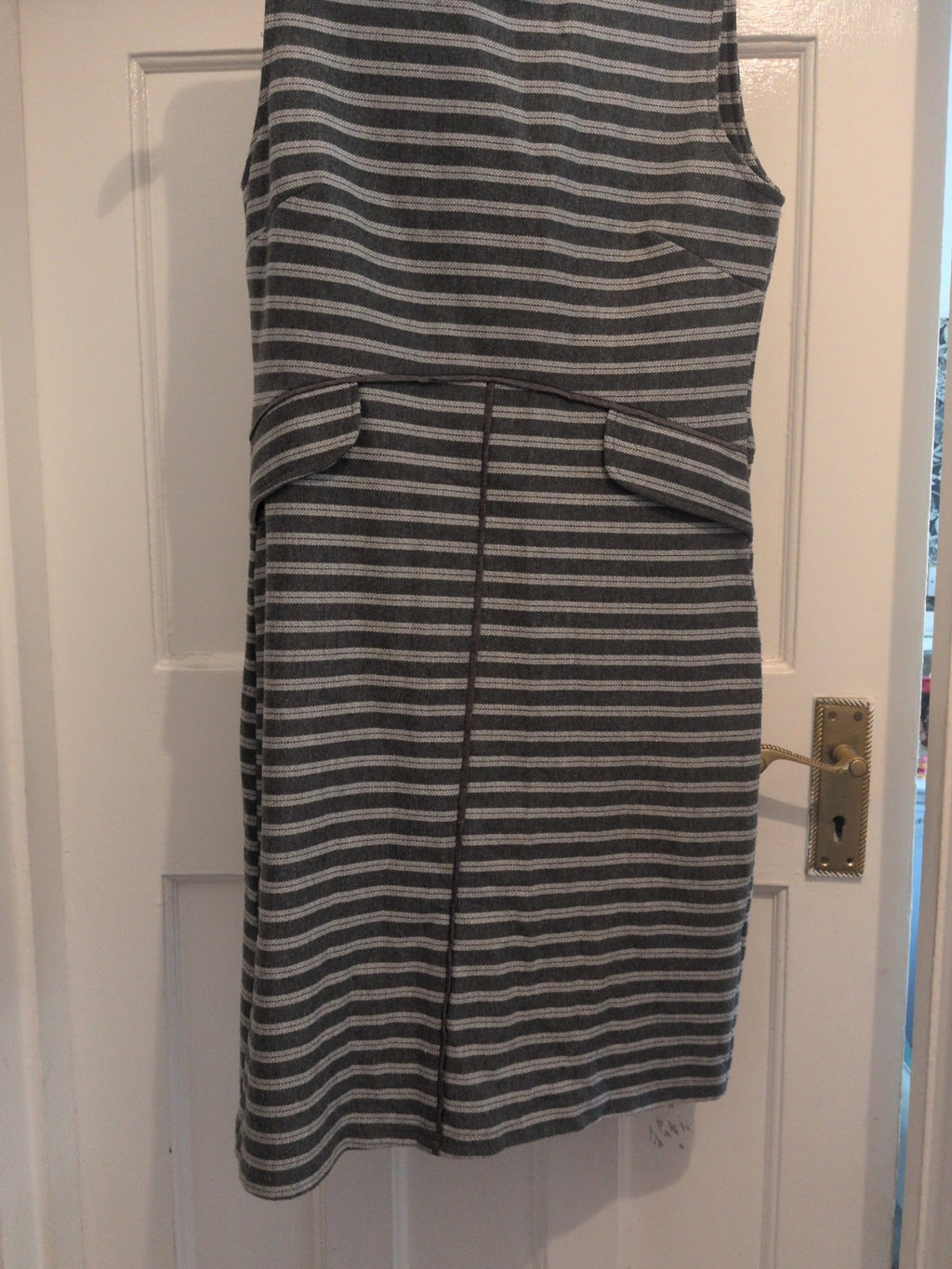 Izabel London 10 Grey White Stripe Sleeveless Dress