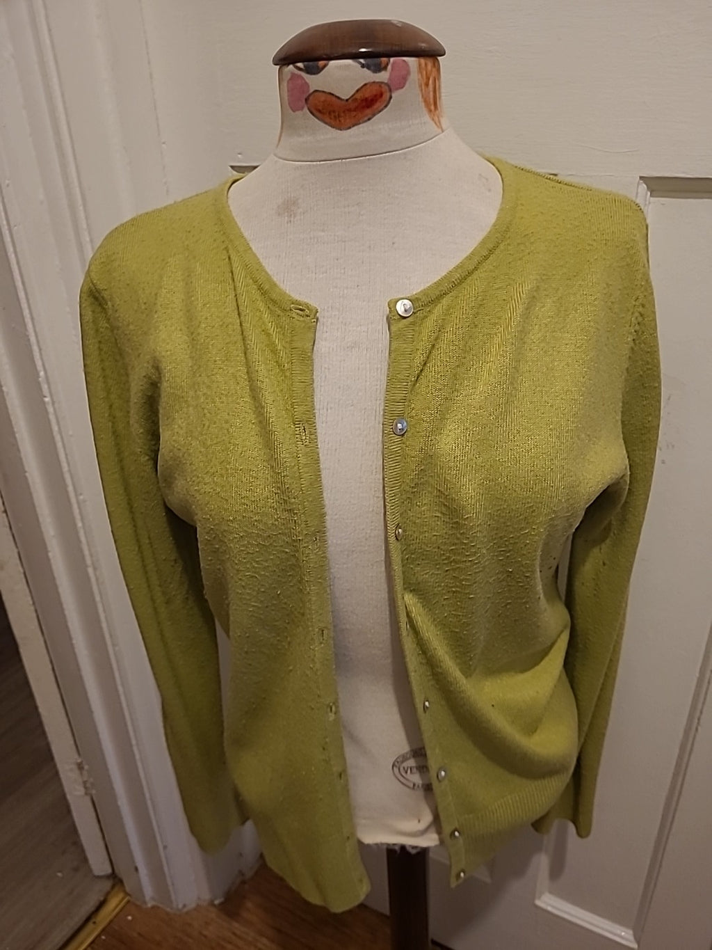 Ladies Size Large Green Long Sleeved Cardigan