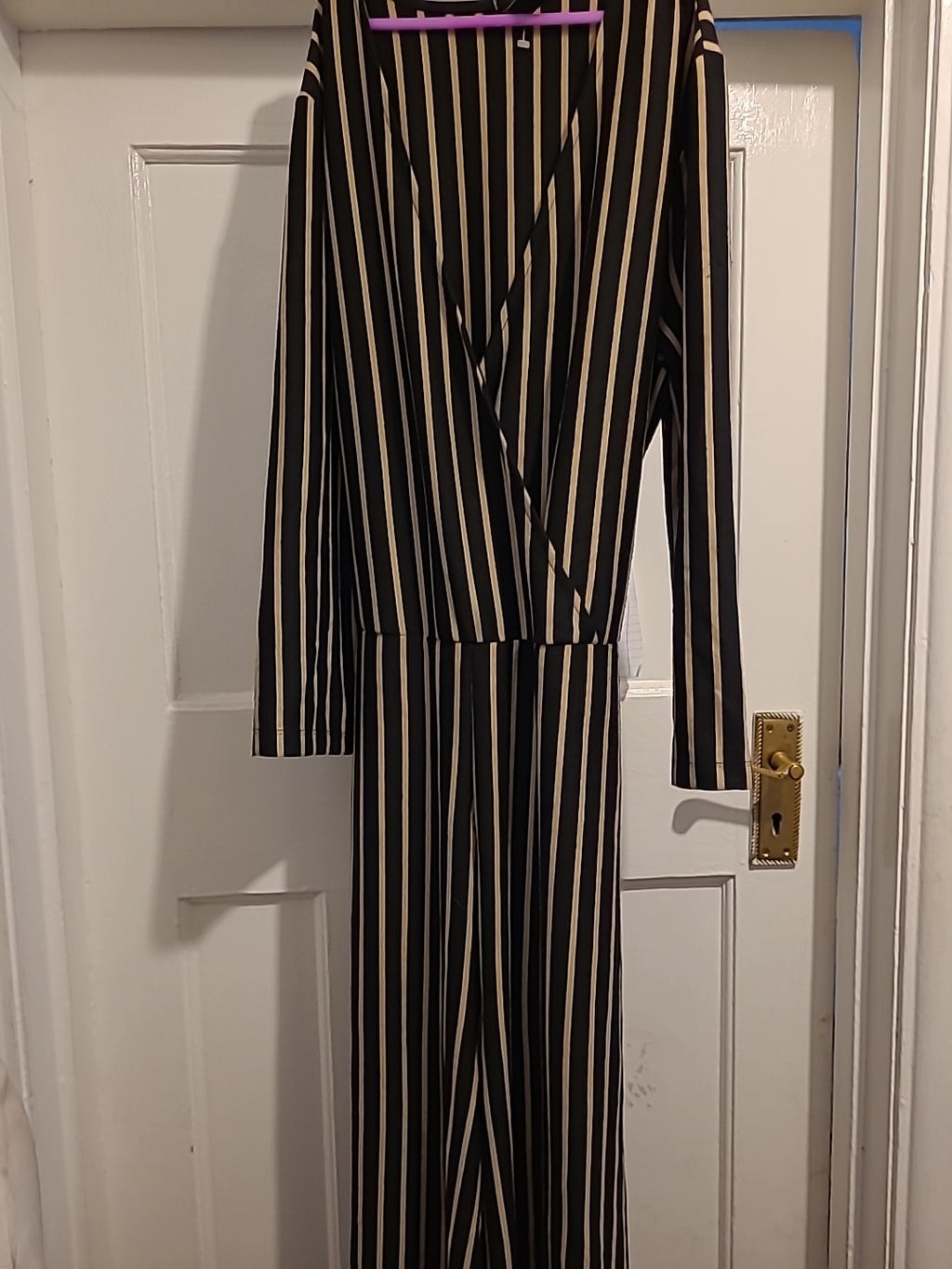 Ladies Yas Size Large Black/Beige Long Length Long Sleeved Dress