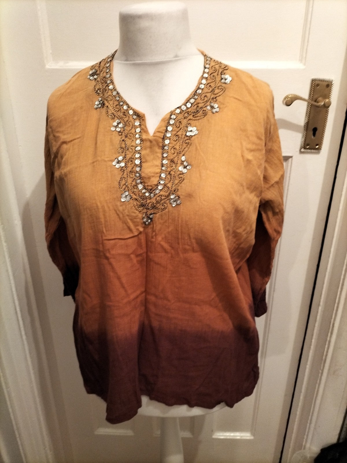 Ladies Love Field Size XL Brown Toned Long Sleeved Blouse