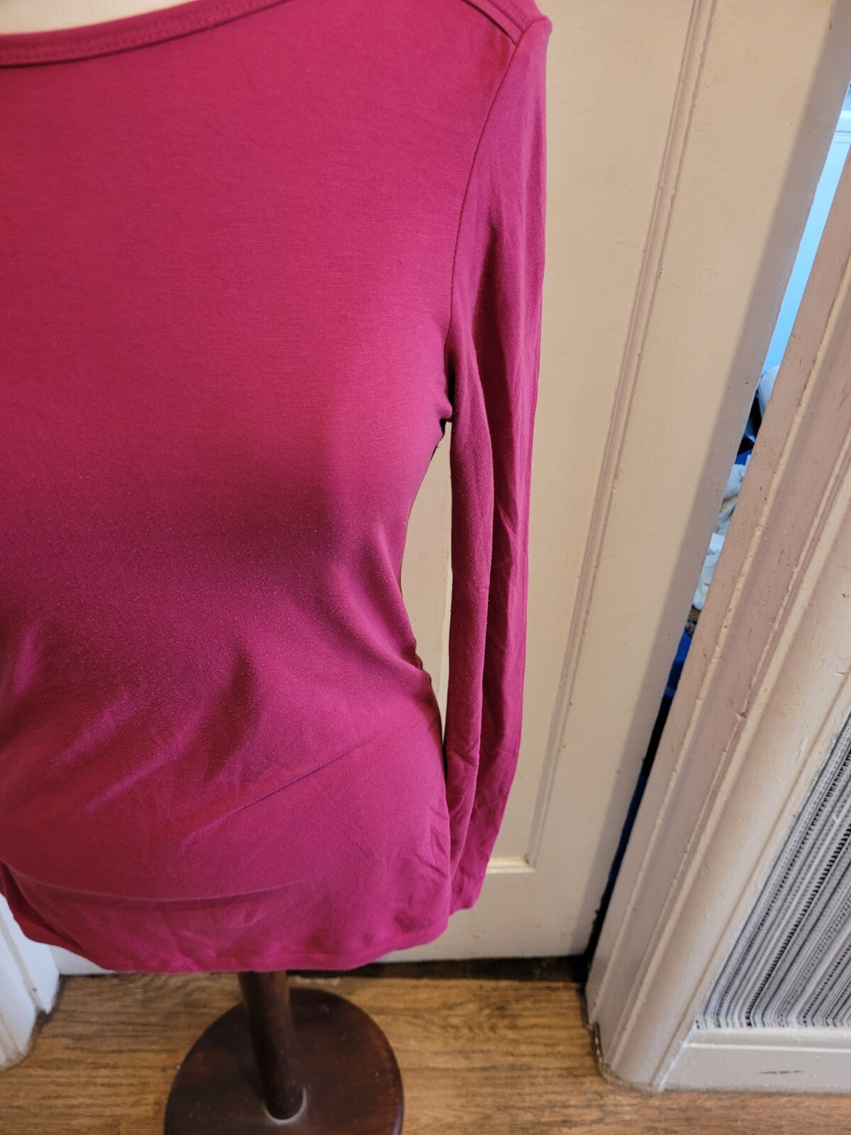 Ladies TU Size 8 cerise pink long sleeved tshirt