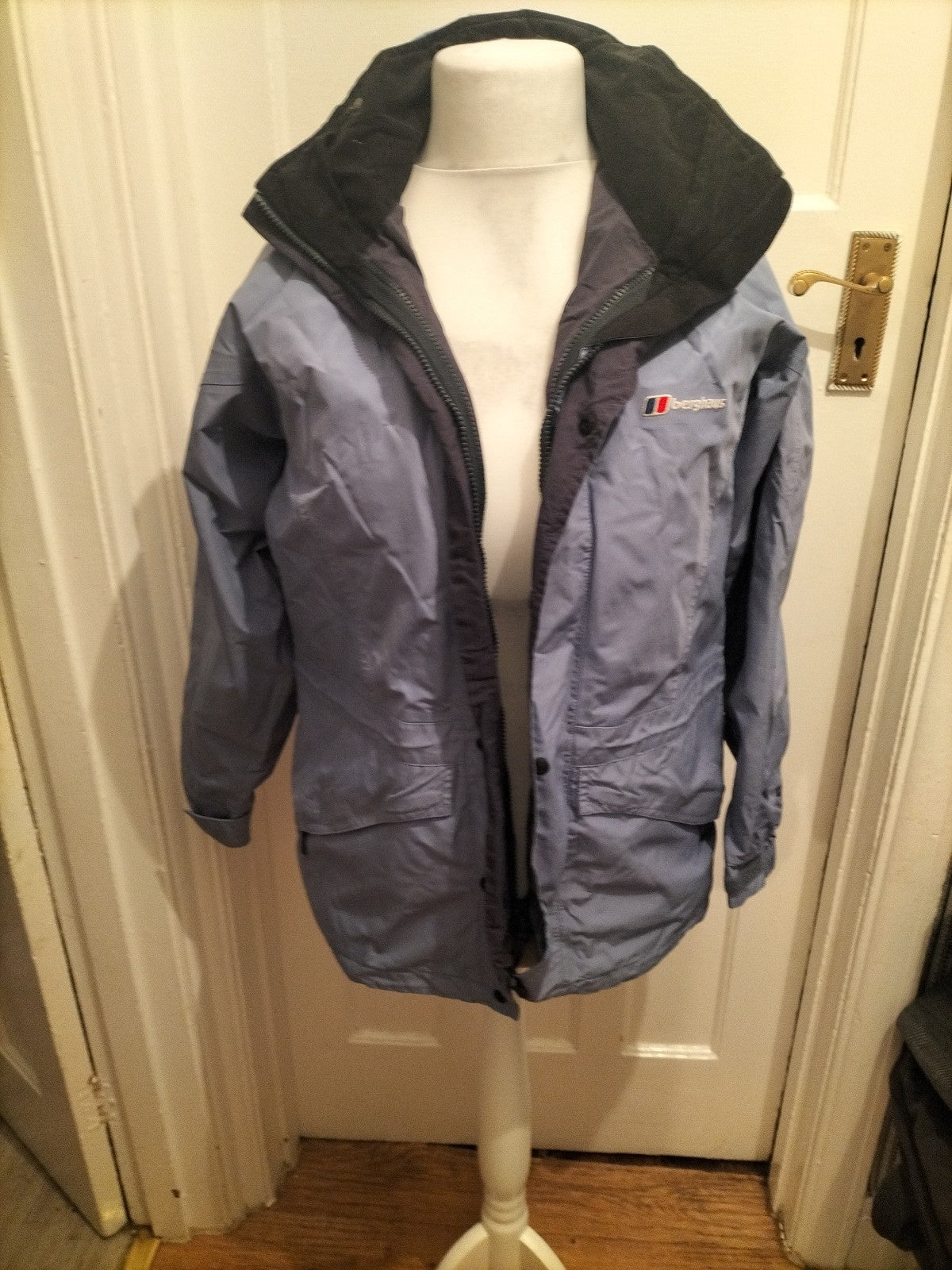 Ladies Berghaus Size 12 Bluey Purple Coat