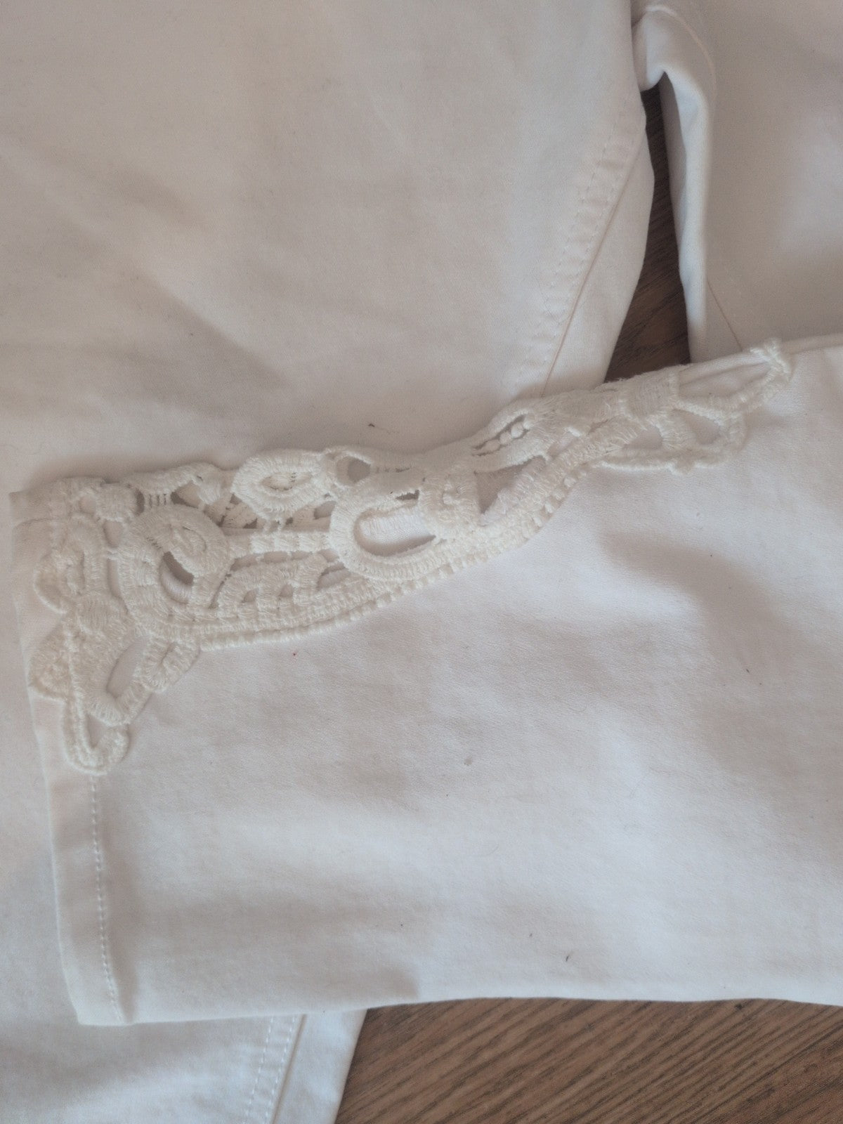 Soon 10 White Jegging With Detail On Hem