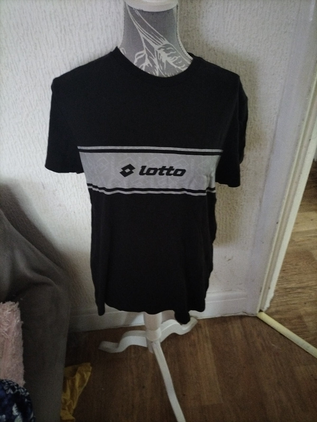 Mens Primark Size Large Black Short Sleeved Tshirt