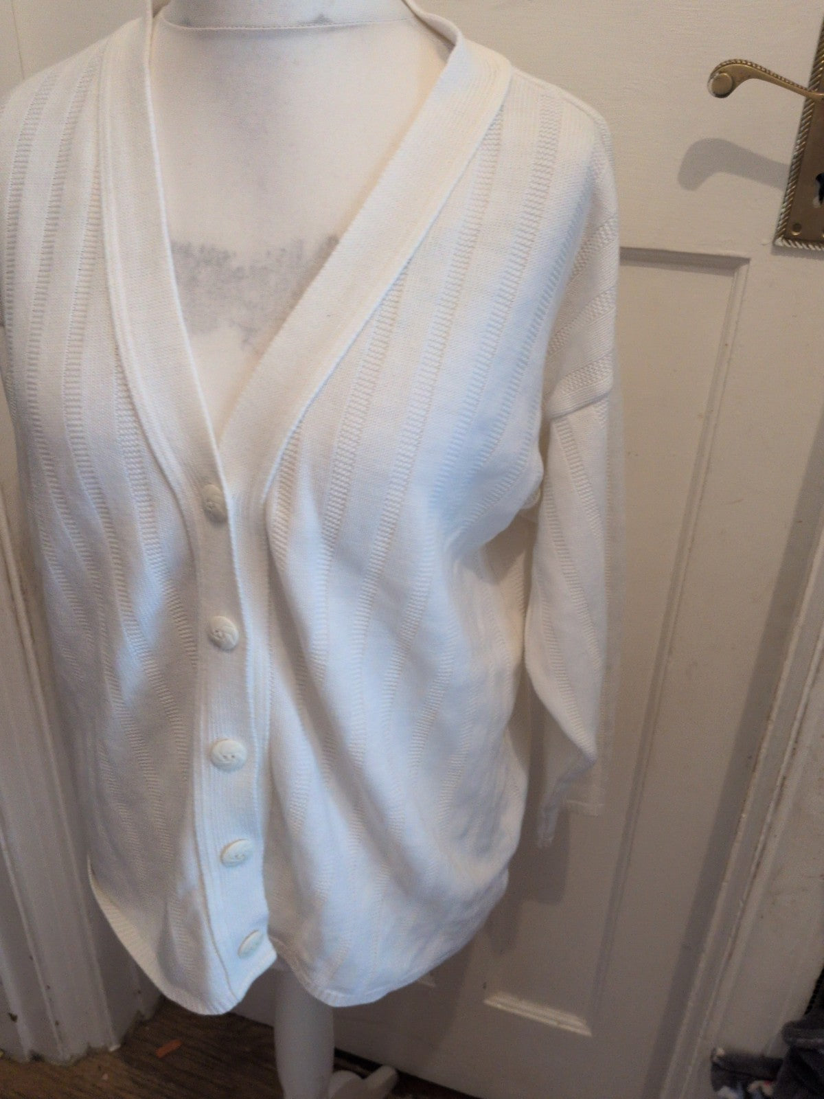 Ladies Large White V Neck Buttoned Soft Cardigan