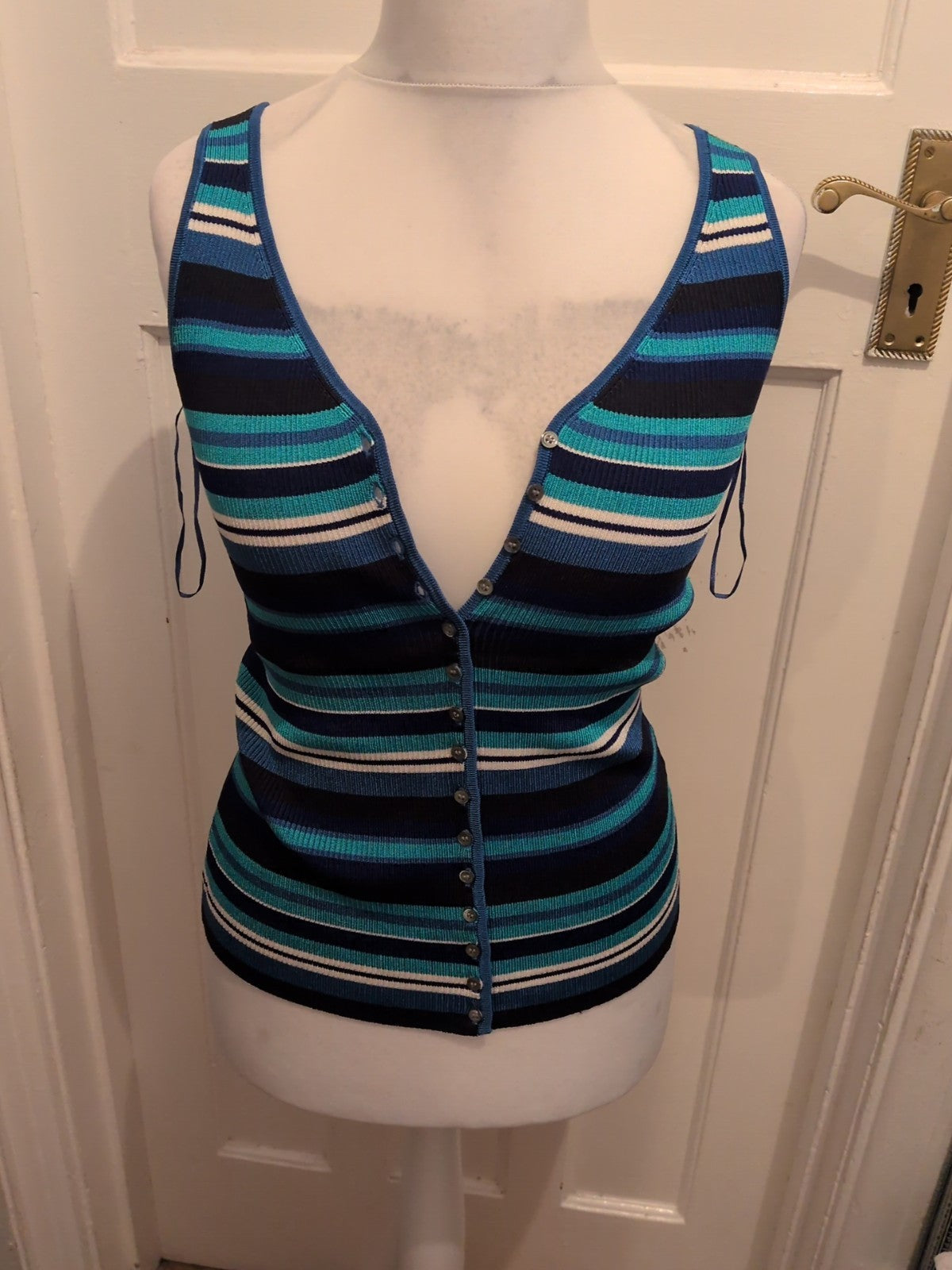 Planet Medium Blue Turquoise Sleeveless Buttoned Blouse
