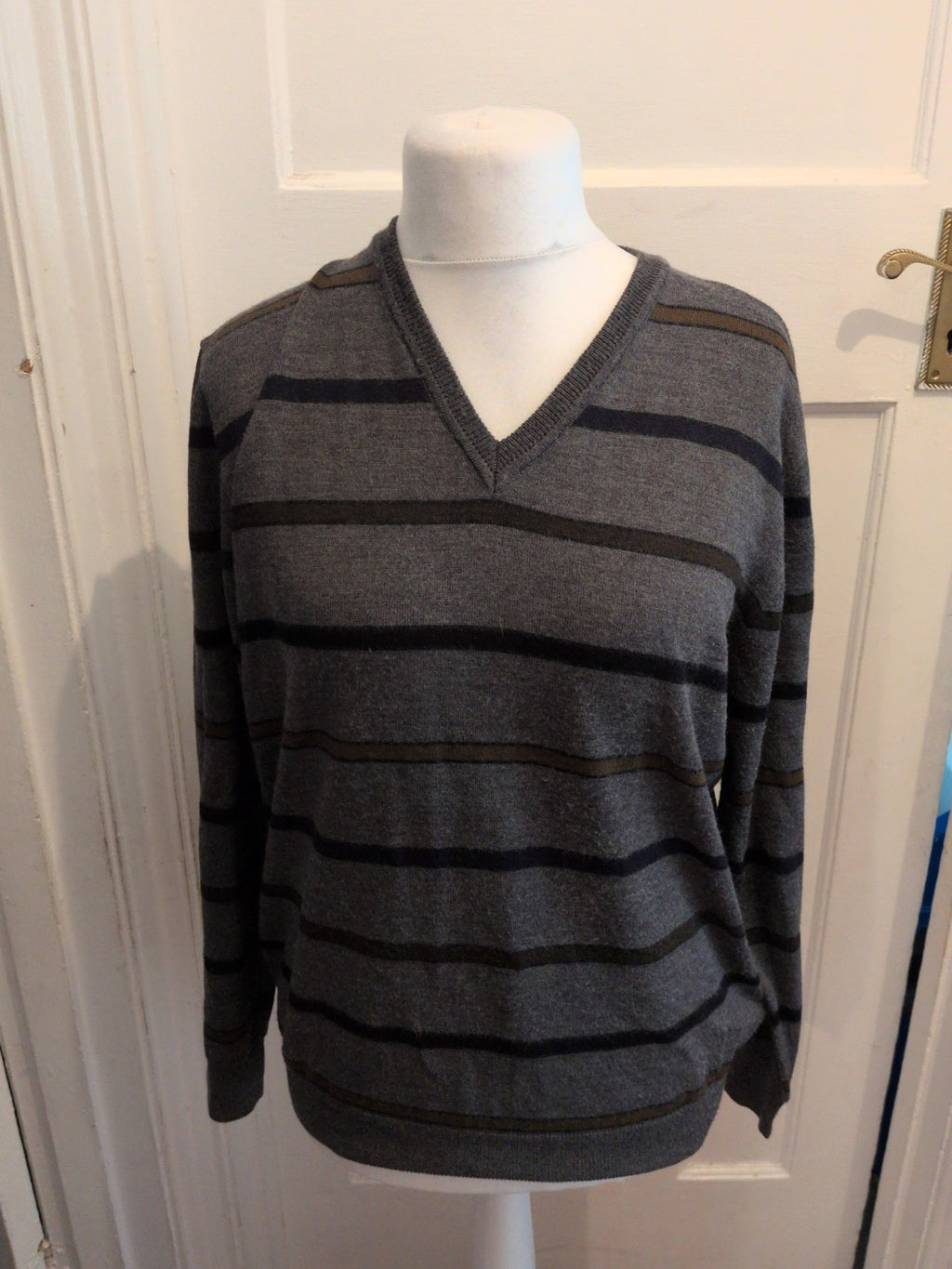 Mens Large Grey Stripe V Neck Jumper