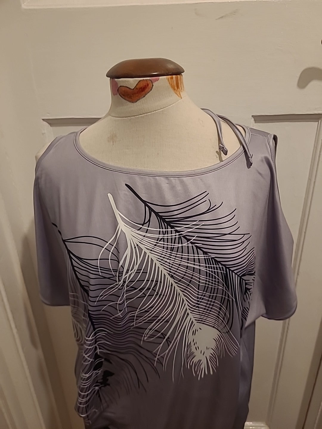 Ladies Shein Size XL Silver White Black Open Shoulder Blouse