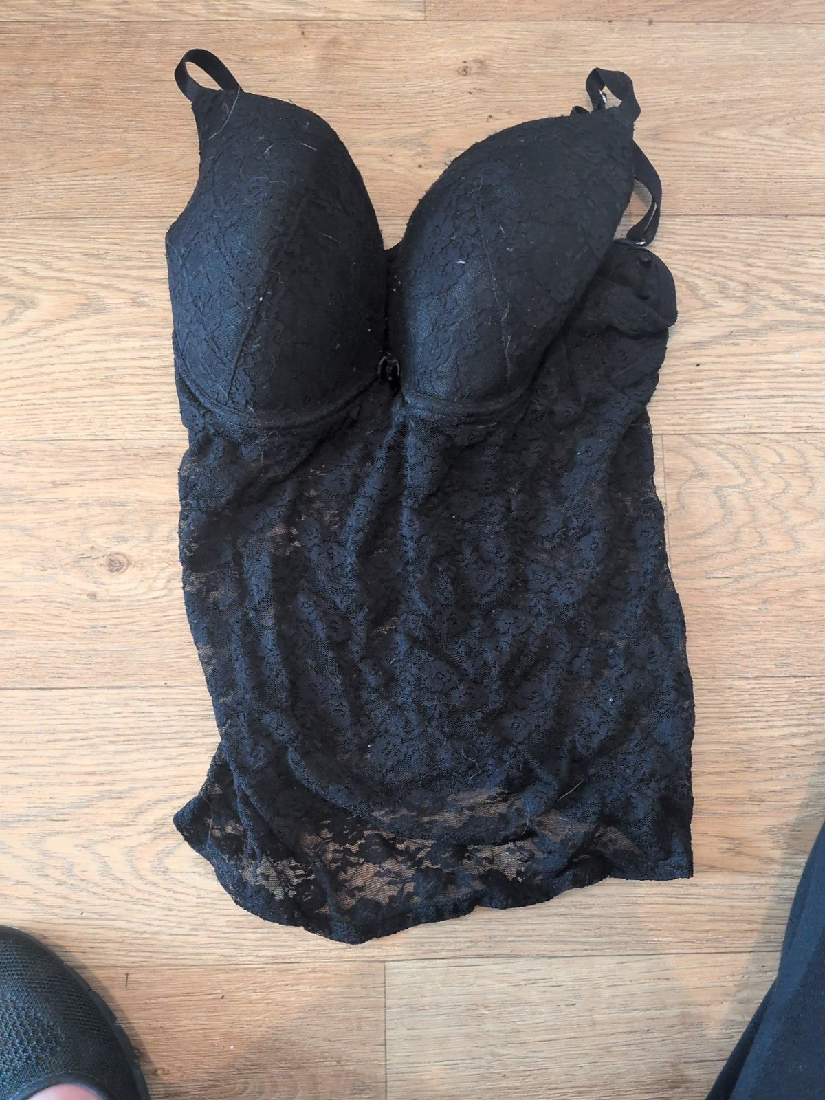 Ladies New Look 34DD Black Slight Padded Wired Bra And Lace Detail