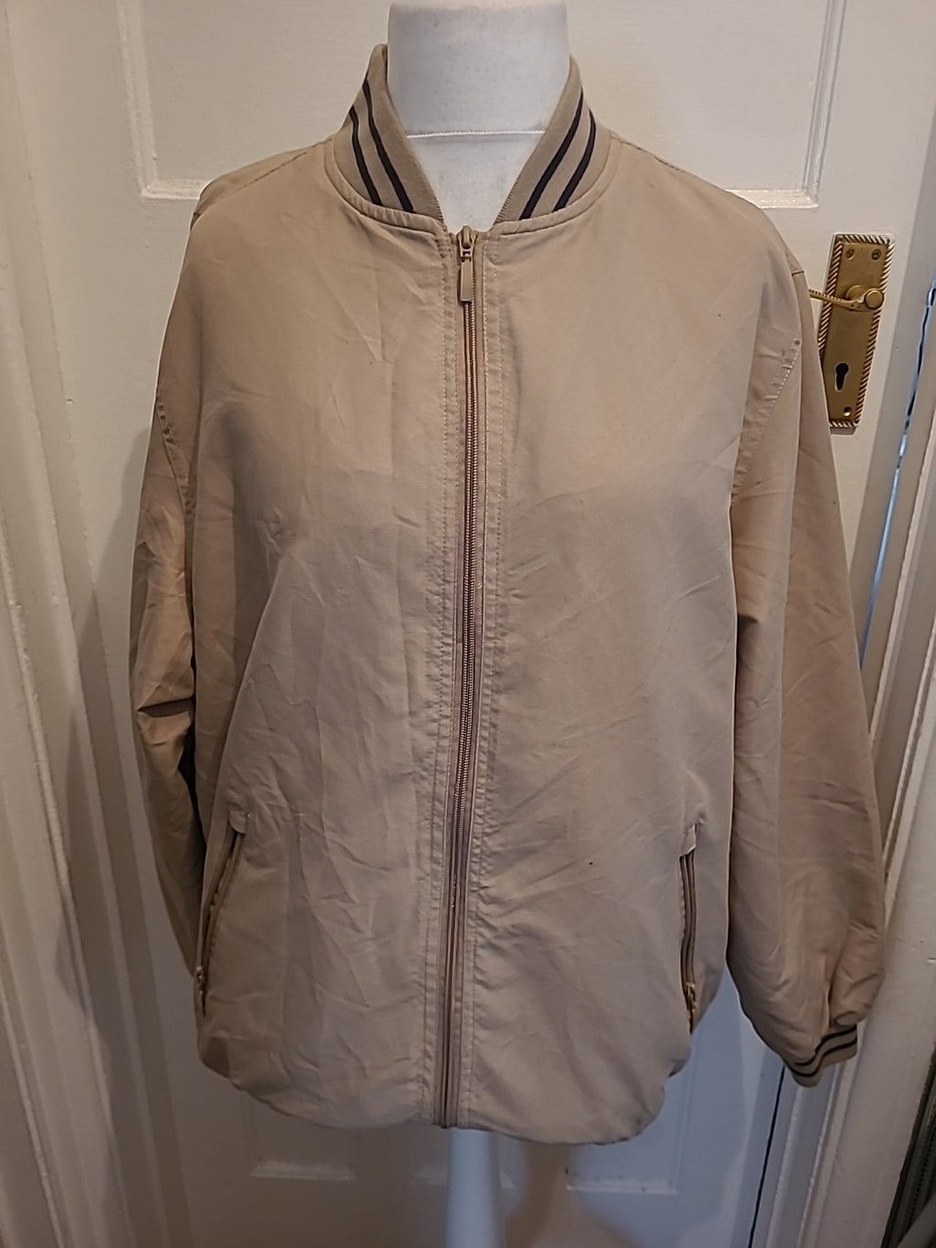 Mens Pegasus Size Medium Beige Full Zip Jacket
