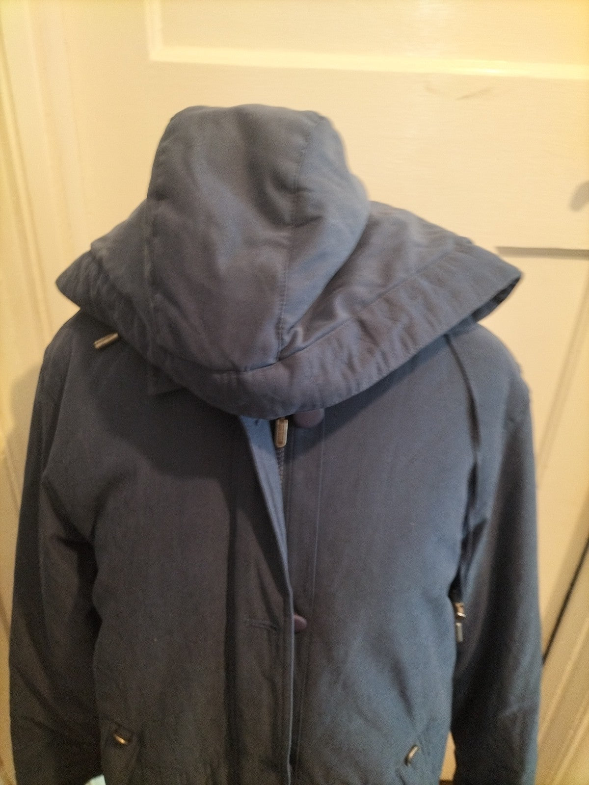 Ladies Astraka Size Small Navy Blue Long Sleeved Lined Coat