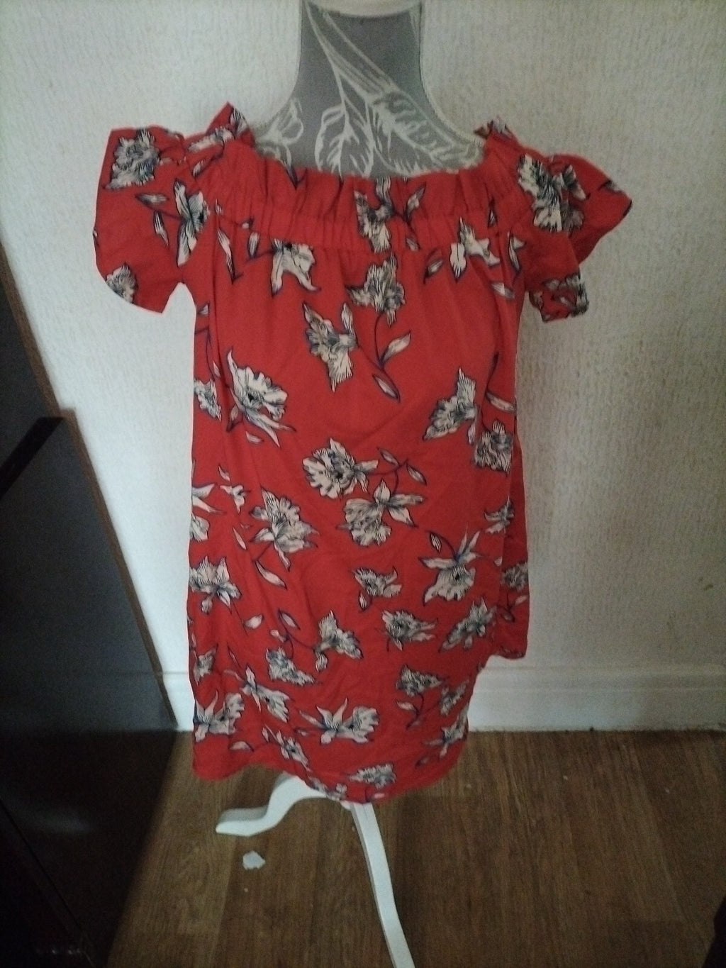 Ladies Primark Size 12 Red Floral Wode Neck Dress