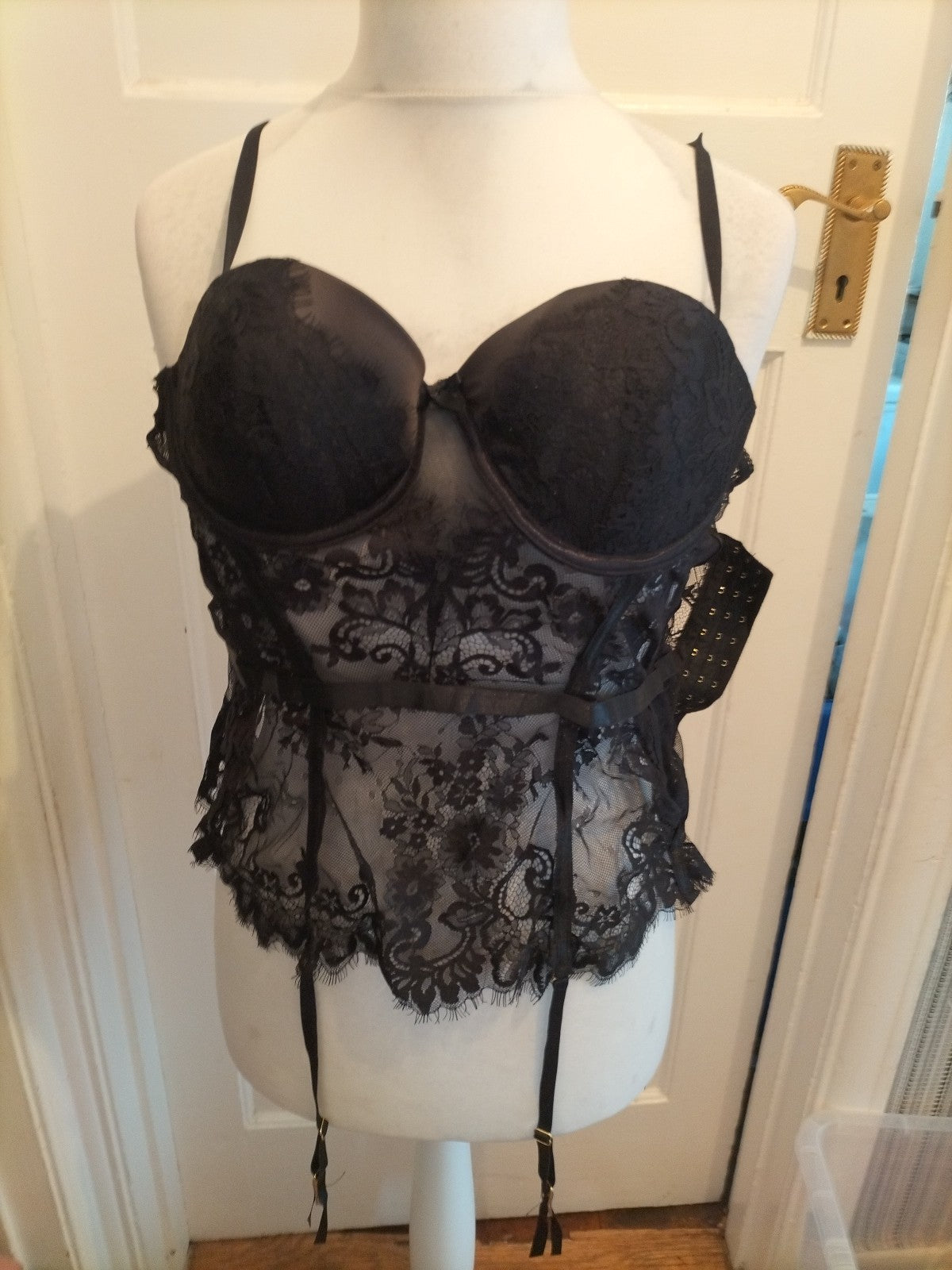 XL Black Lacey Padded Bust Wired Nightwear