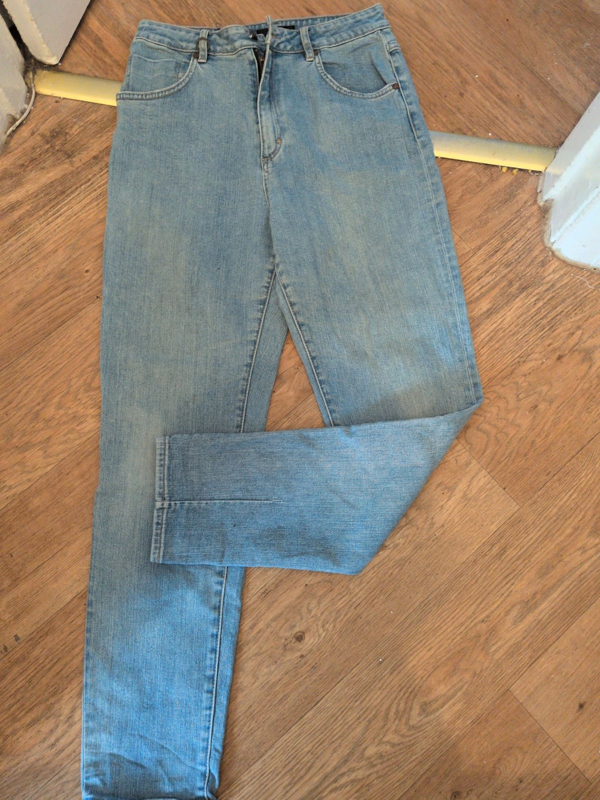 Ladies Neuw 31/32 Denim Jeans