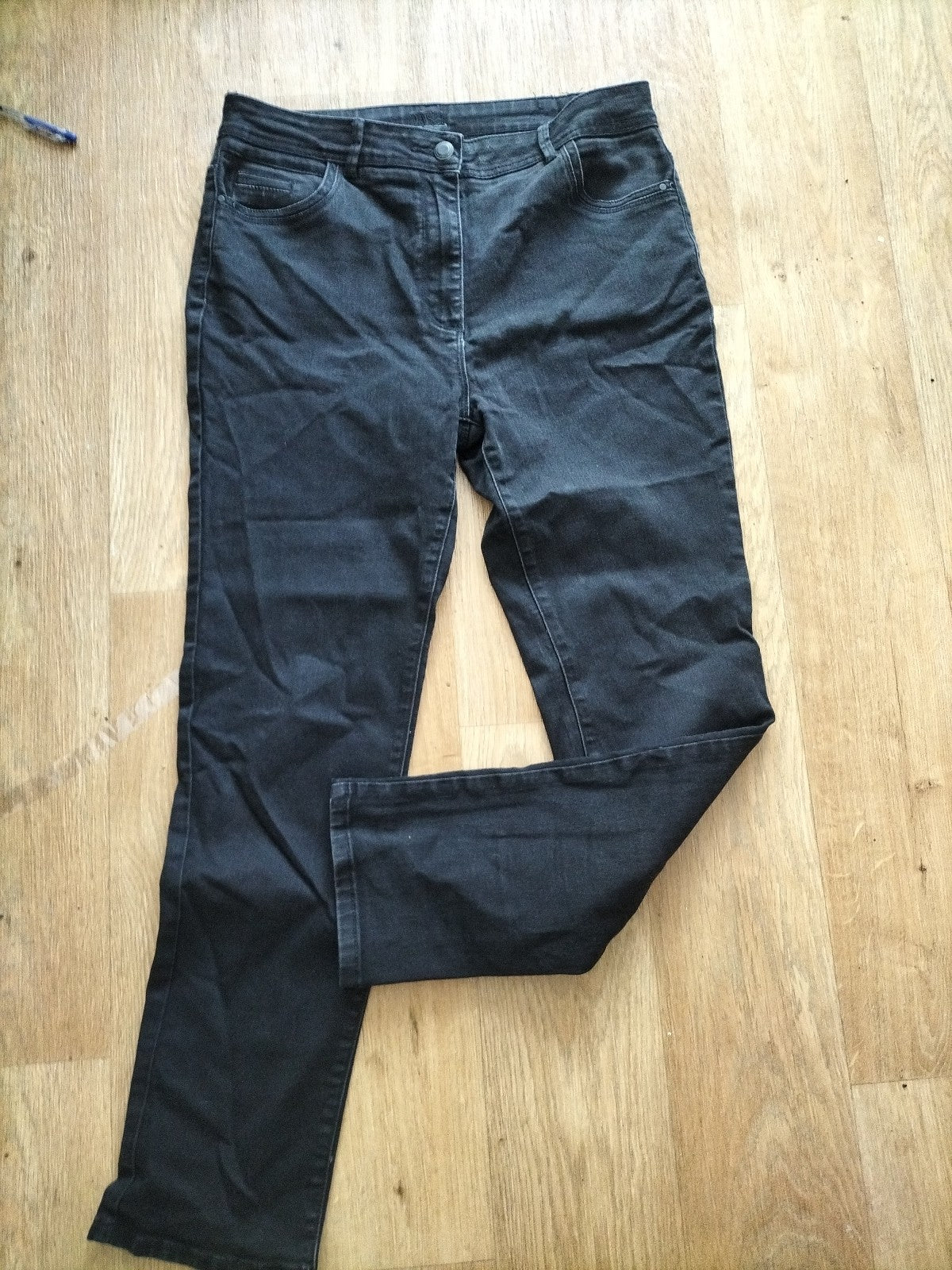 Ladies Dash Size 14P Black Jeans