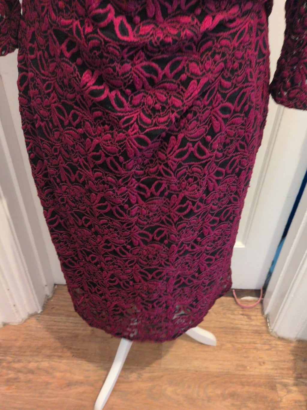 Kaliko 18 Purple And Black Lined Half Sleeve Dress Midi-Long
