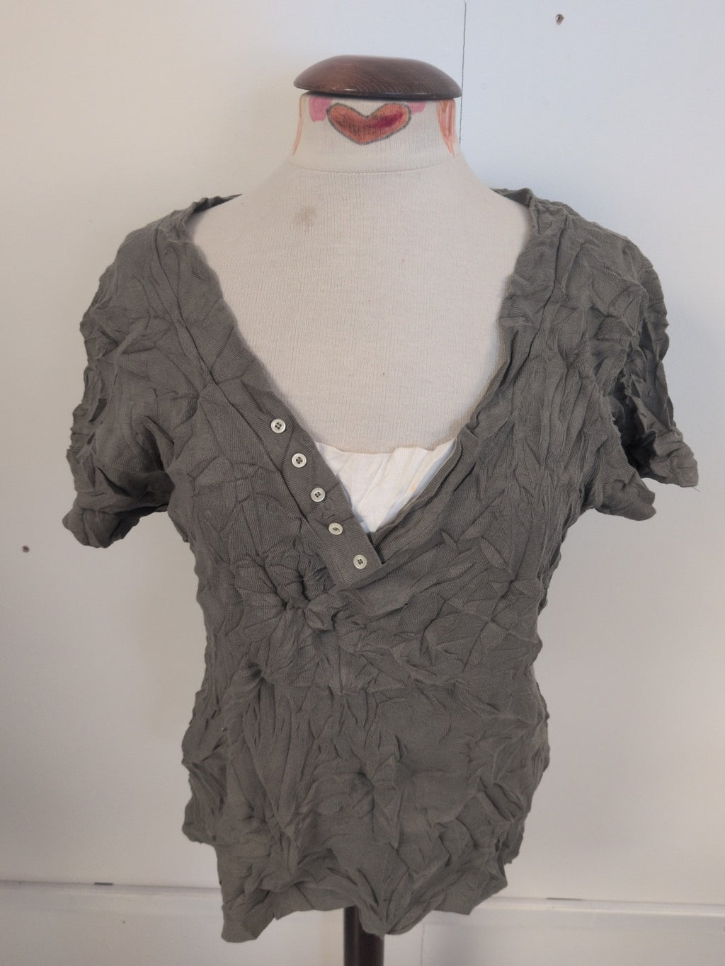 Ladies Evans Size 18 Khaki Green Short Sleeve V Neck Tshirt