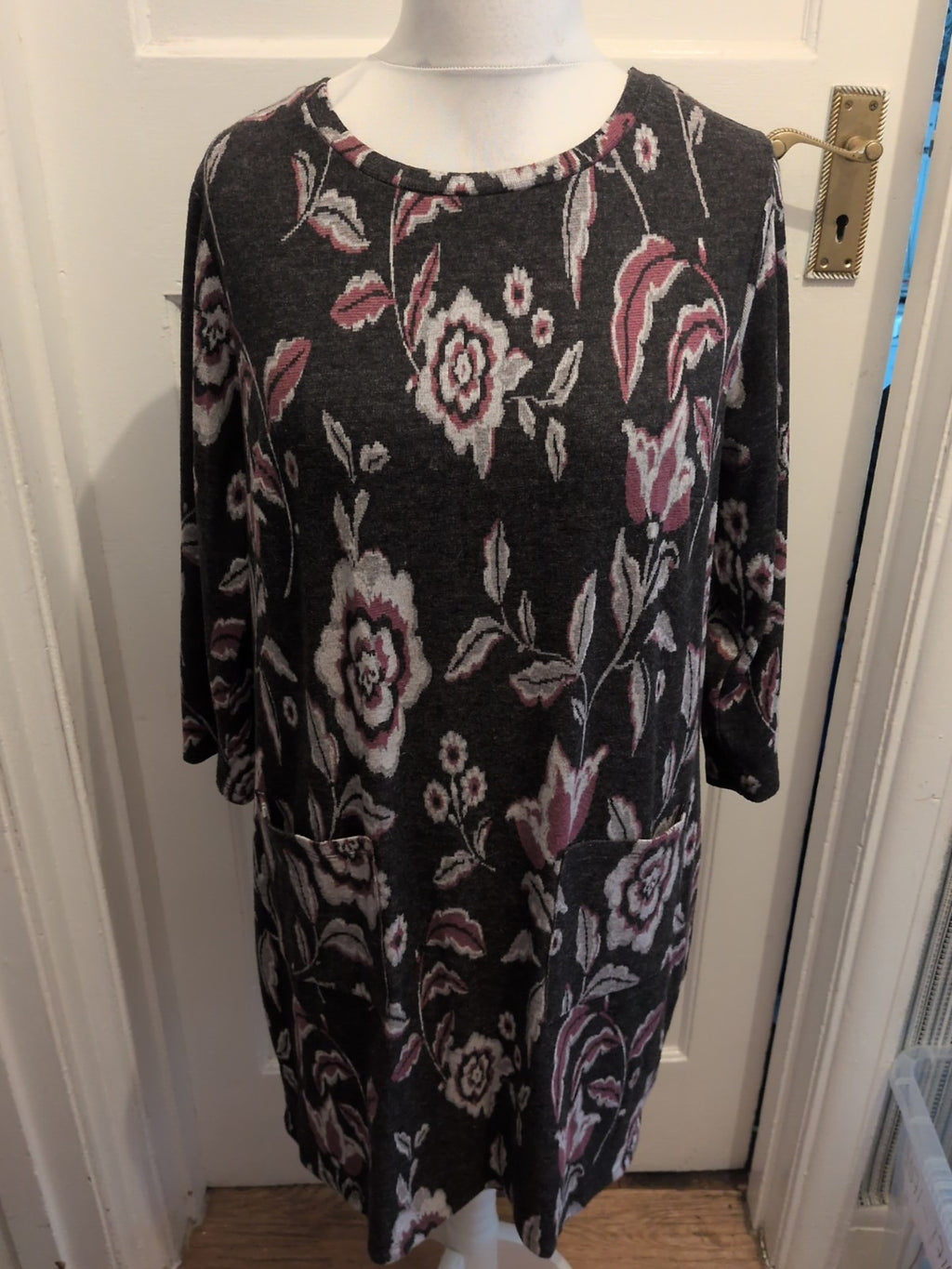 Tu 16 Pink White Grey Charcoal Floral 3/4 Sleeve Dress